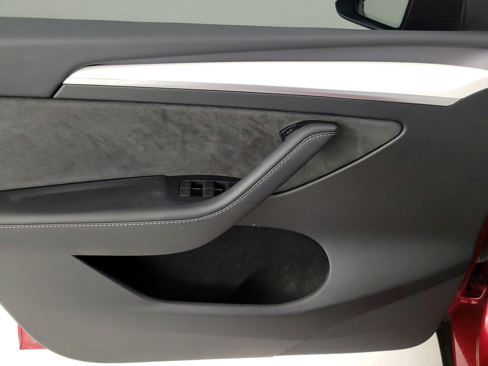 Thumbnail: 2024 Tesla Model Y - 12