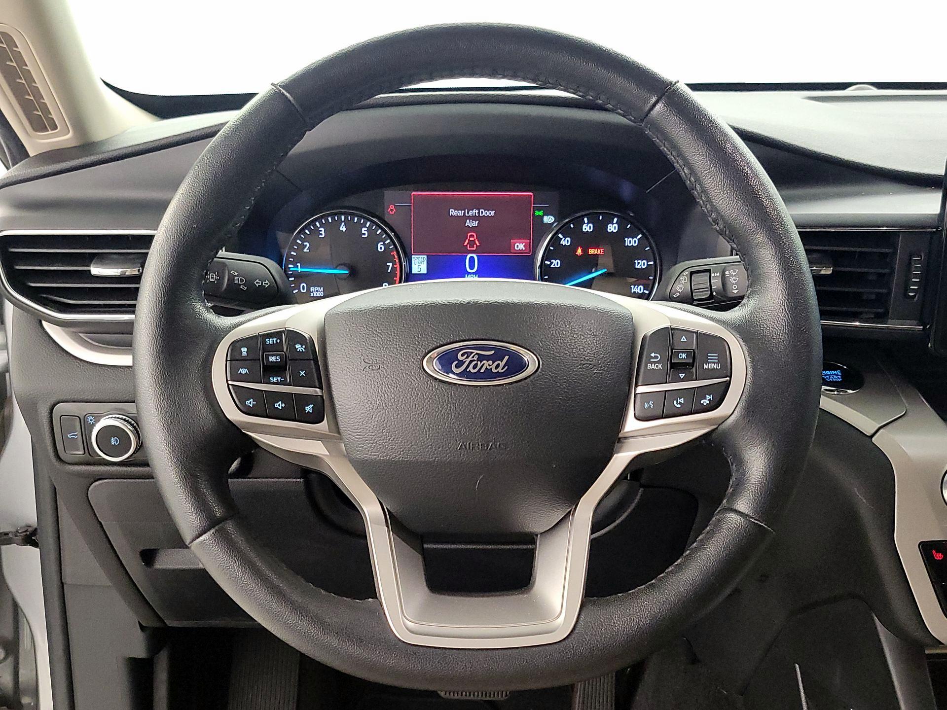 Thumbnail: 2022 Ford Explorer - 10