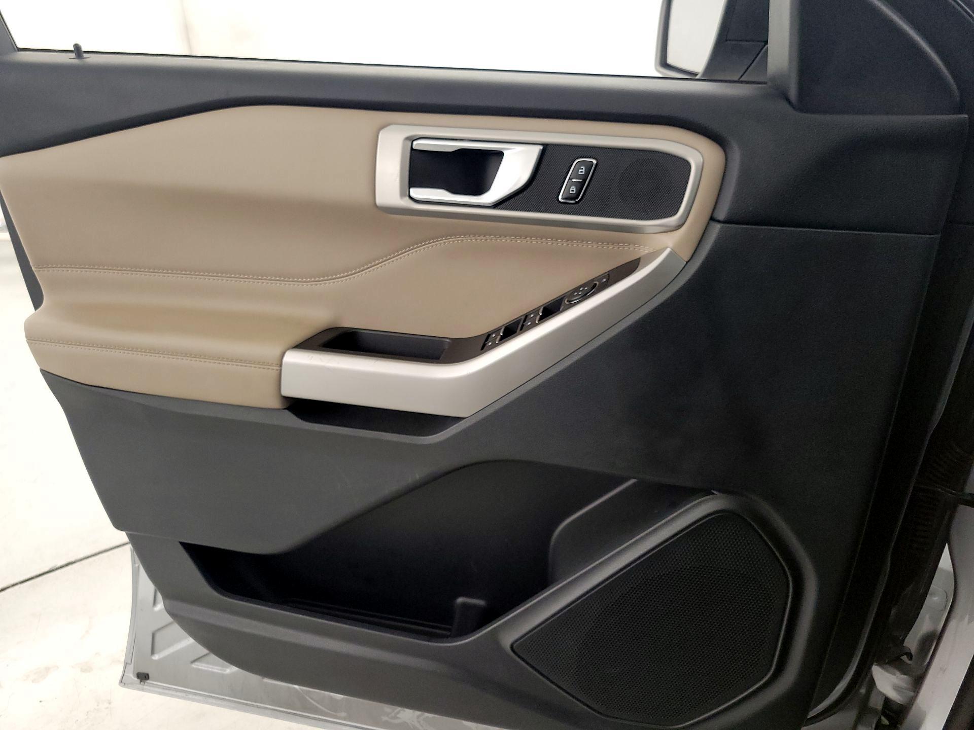 Thumbnail: 2022 Ford Explorer - 12