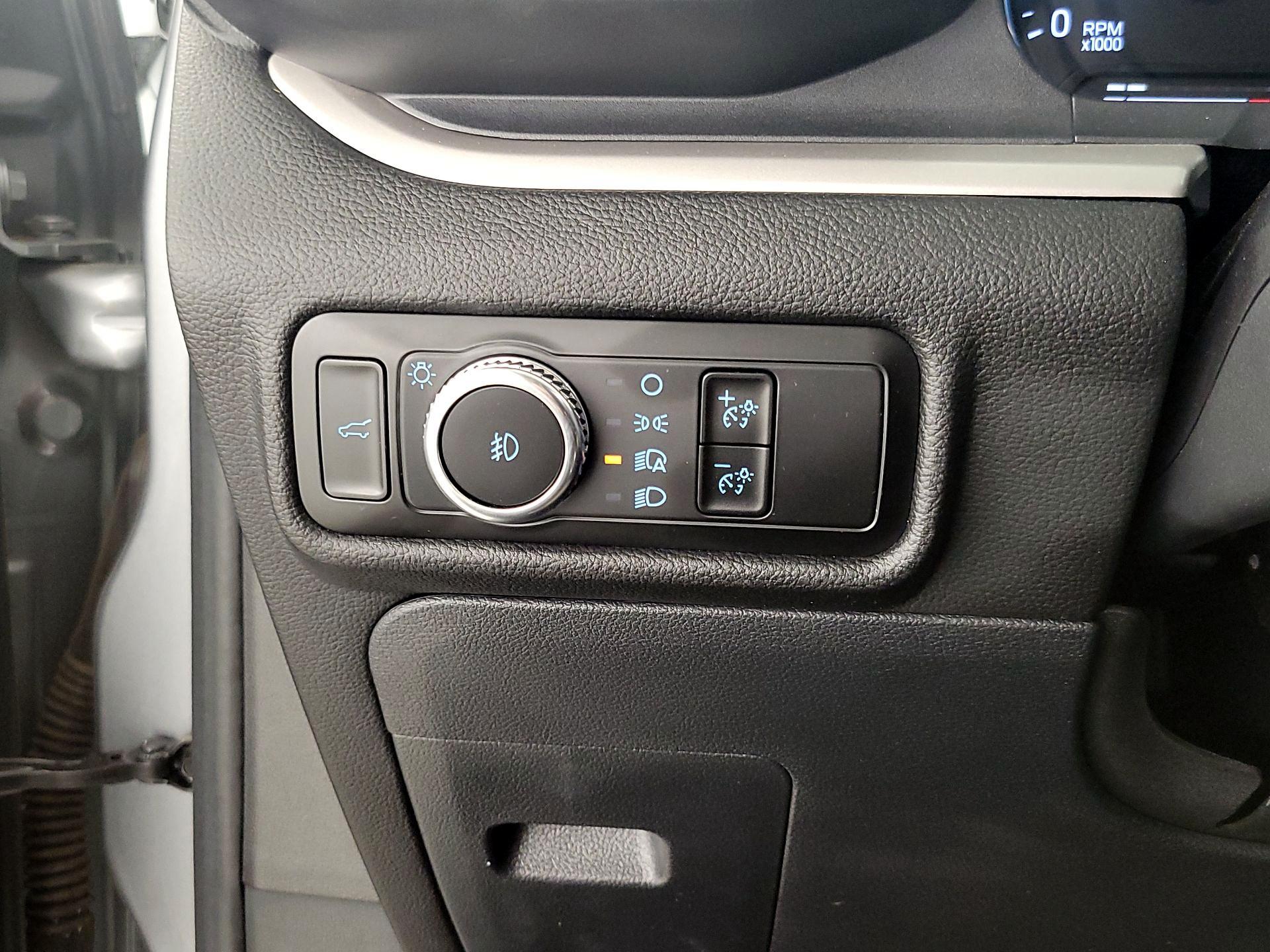 Thumbnail: 2022 Ford Explorer - 13