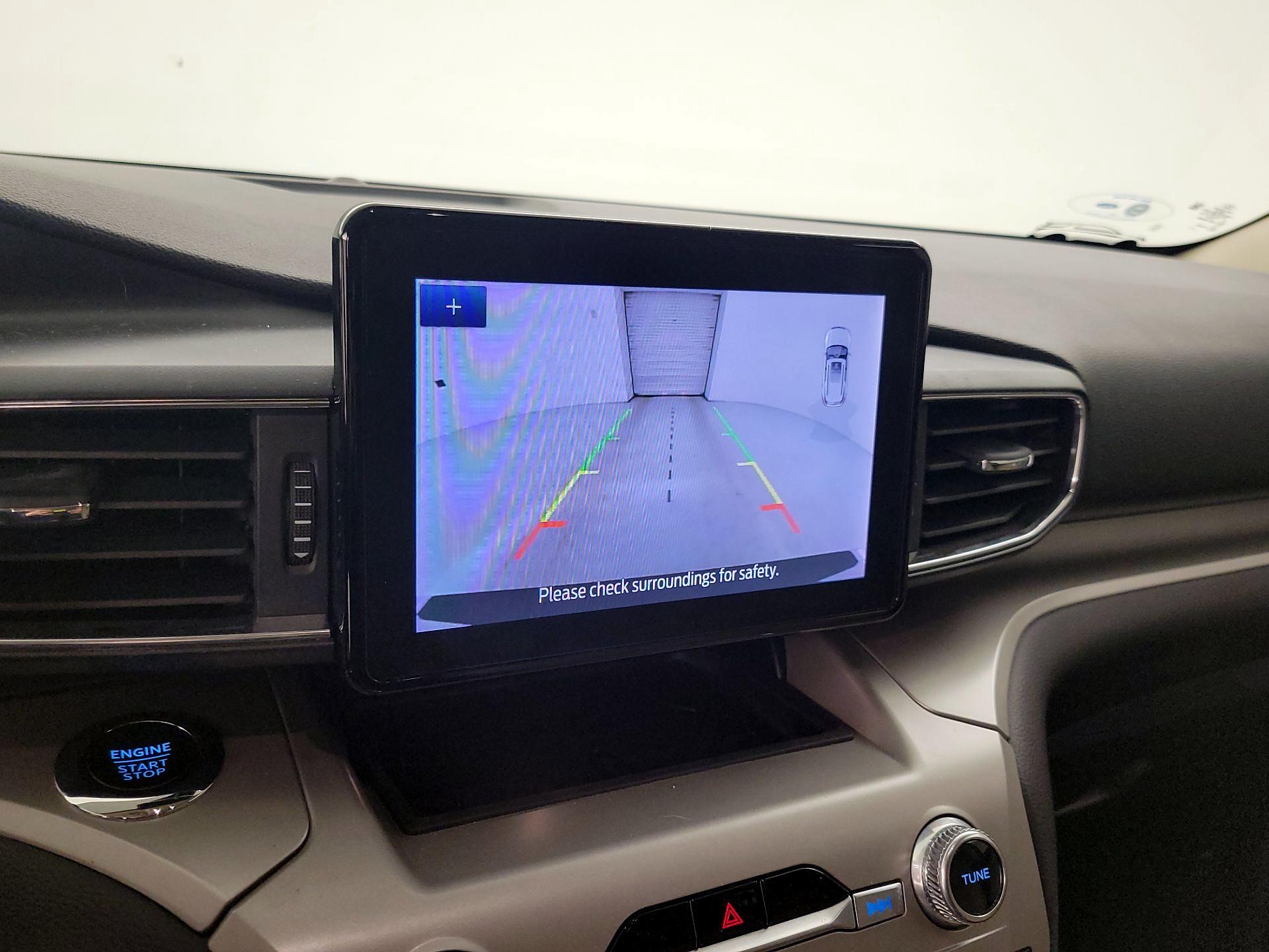 Thumbnail: 2022 Ford Explorer - 15