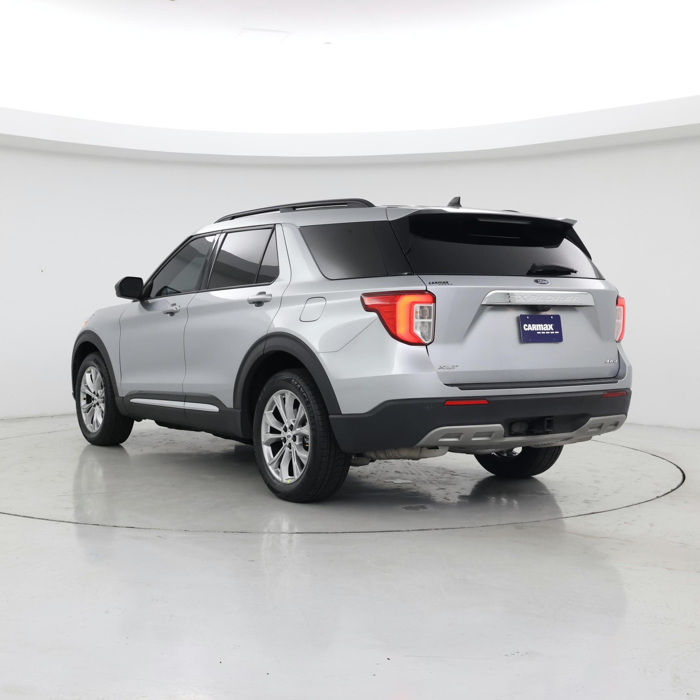 Thumbnail: 2022 Ford Explorer - 2