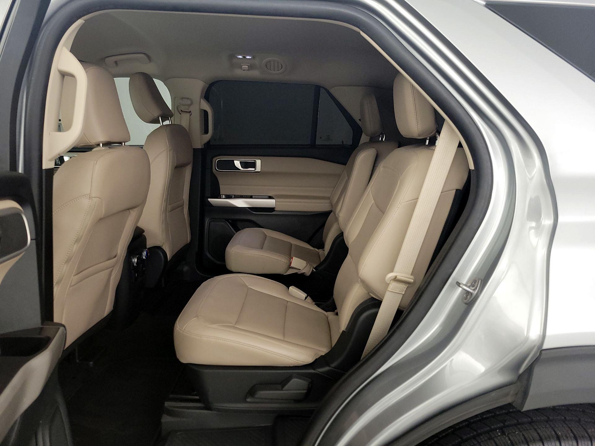 Thumbnail: 2022 Ford Explorer - 20