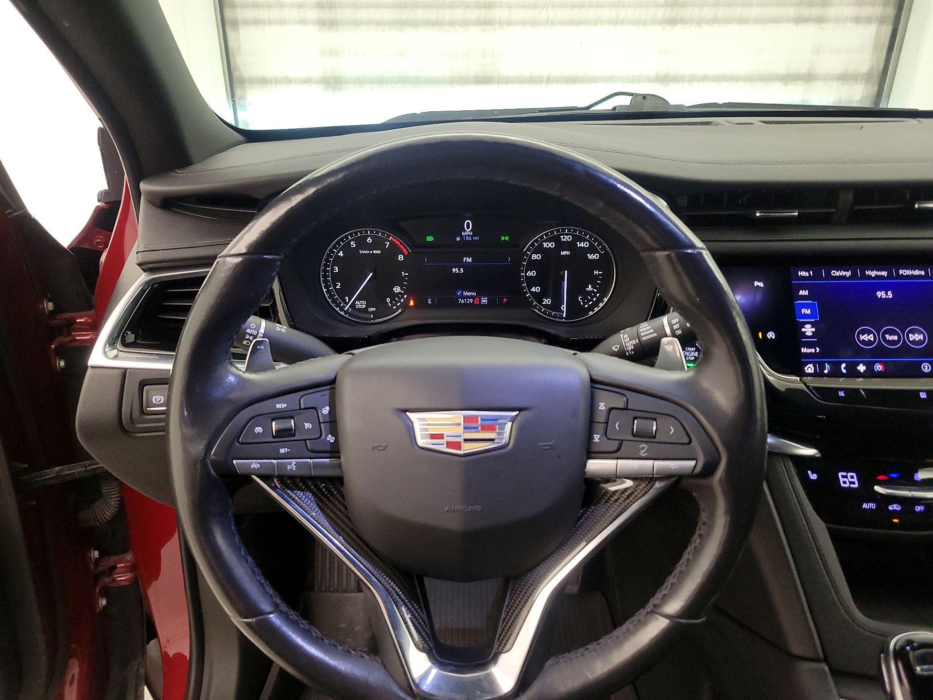 Thumbnail: 2020 Cadillac XT6 - 10