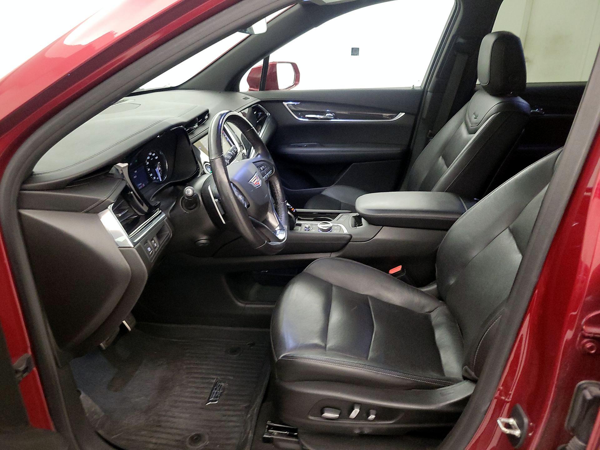 Thumbnail: 2020 Cadillac XT6 - 11