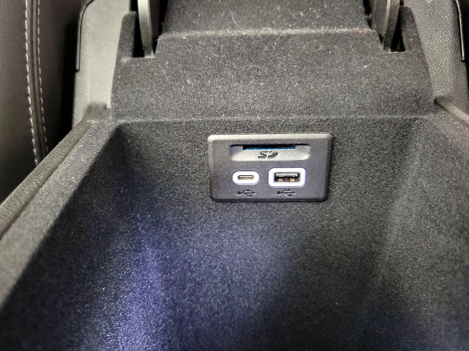 Thumbnail: 2020 Cadillac XT6 - 18