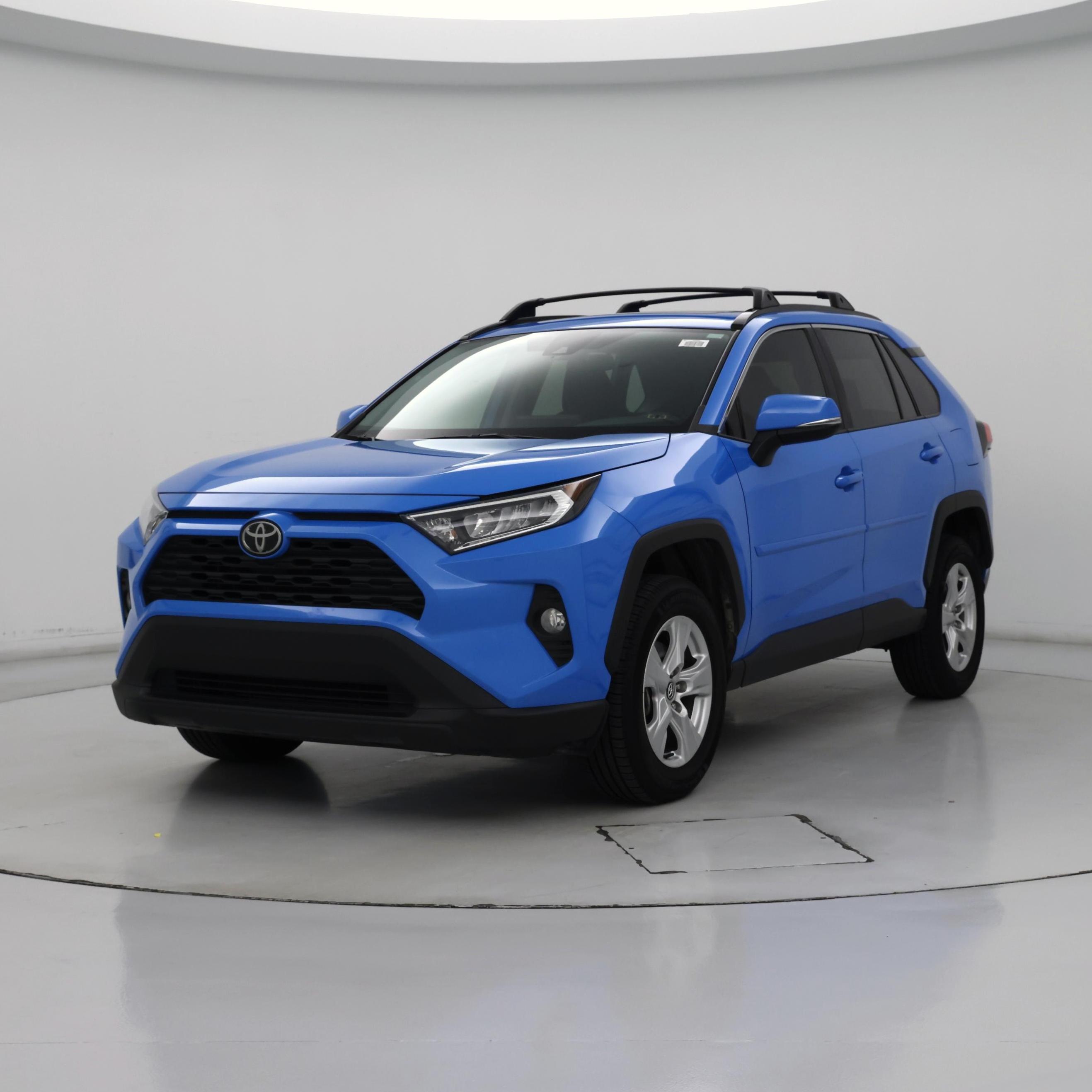 Thumbnail: 2020 Toyota RAV4 - 4