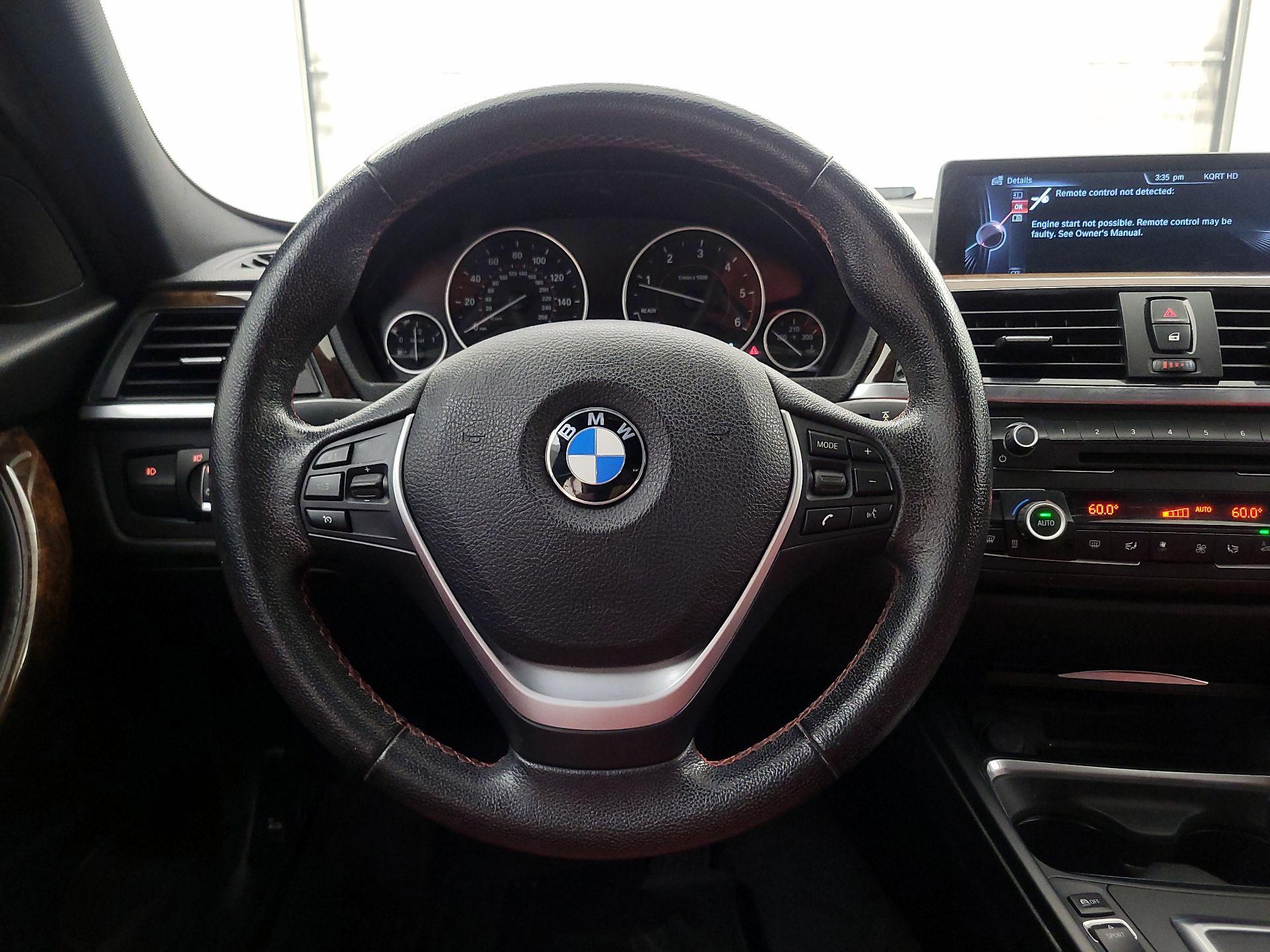 Thumbnail: 2015 BMW 3 Series - 10