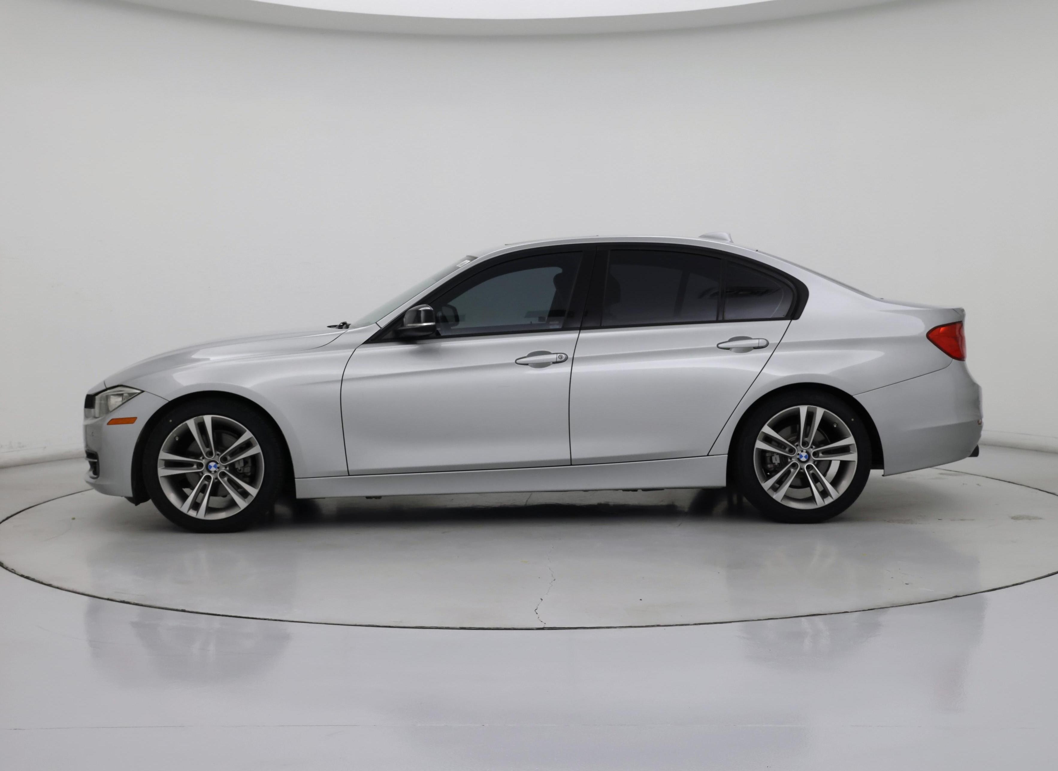 Thumbnail: 2015 BMW 3 Series - 3