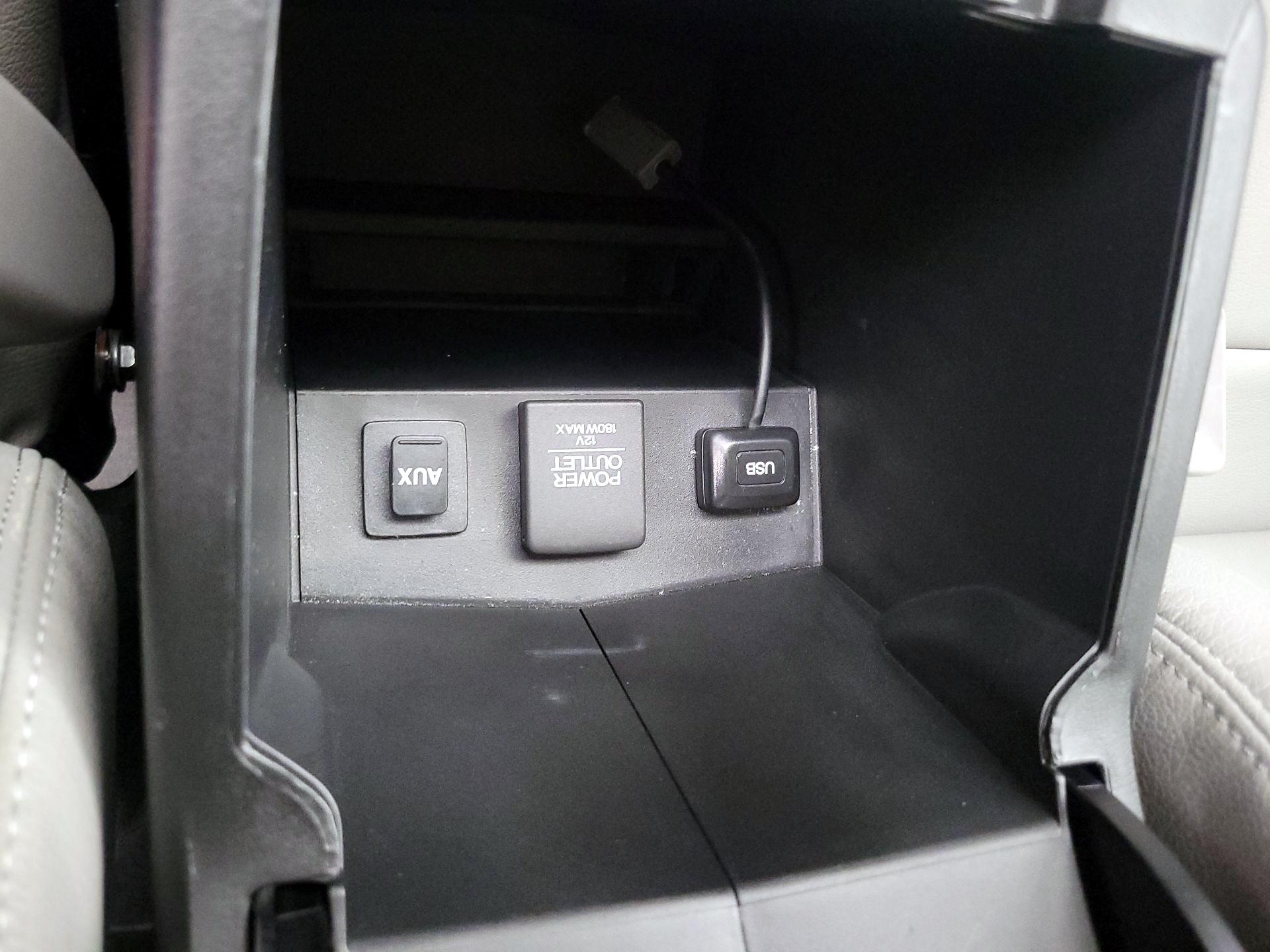 Thumbnail: 2015 Honda CR-V - 18