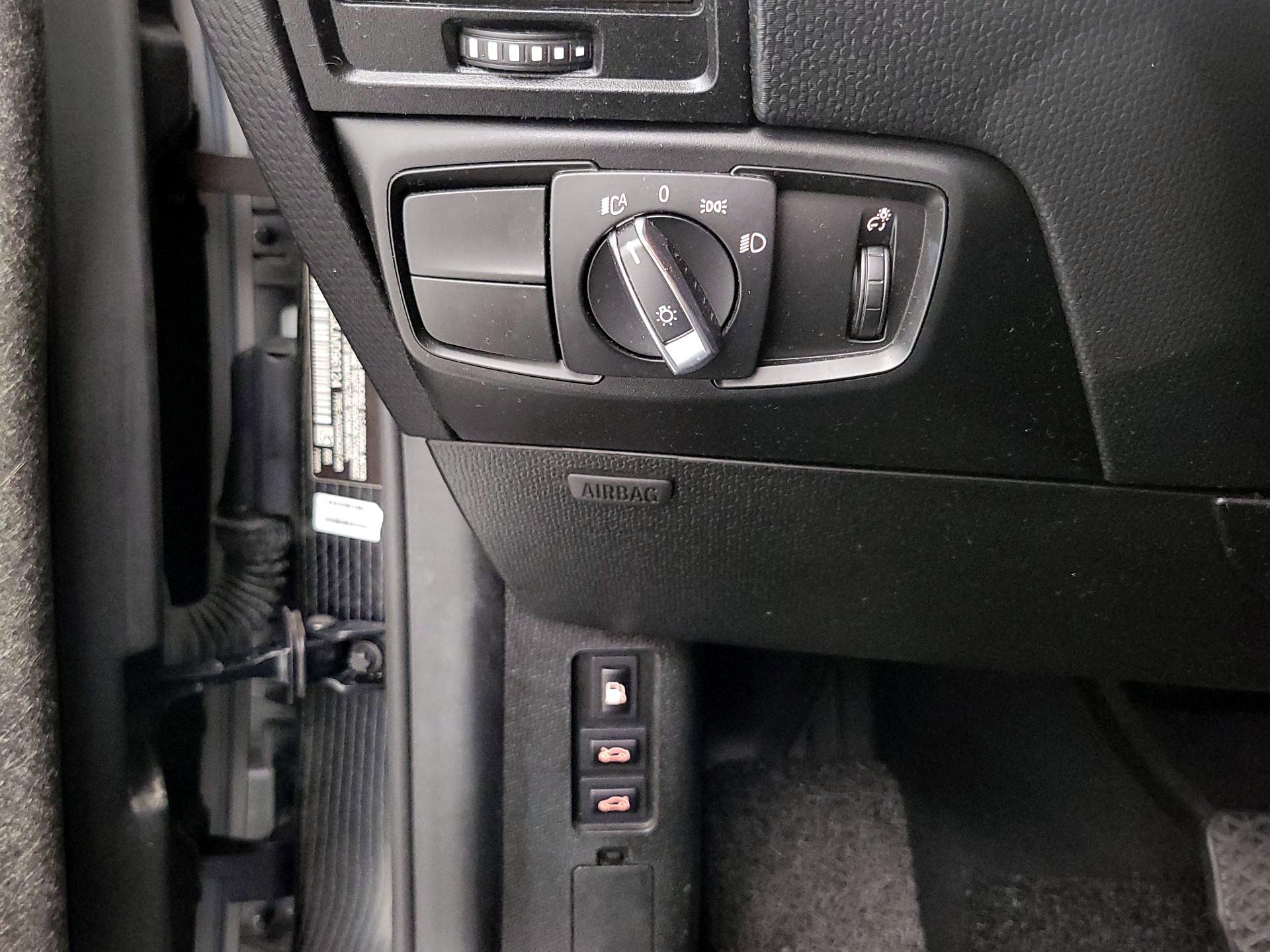 Thumbnail: 2018 BMW i3 - 13