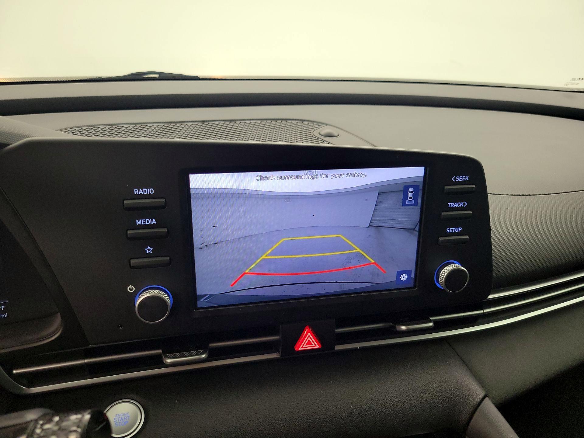 Thumbnail: 2021 Hyundai Elantra - 14