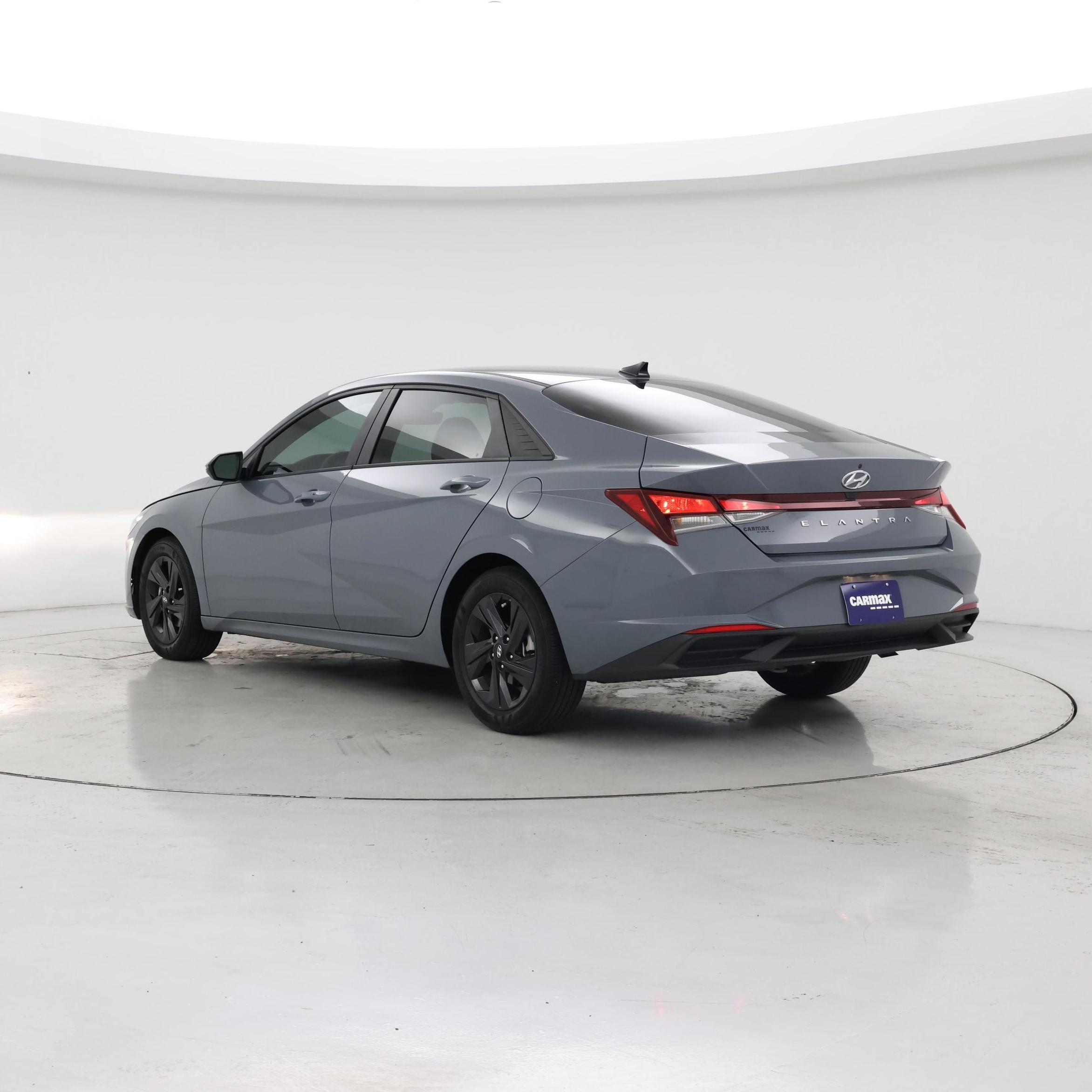 Thumbnail: 2021 Hyundai Elantra - 2