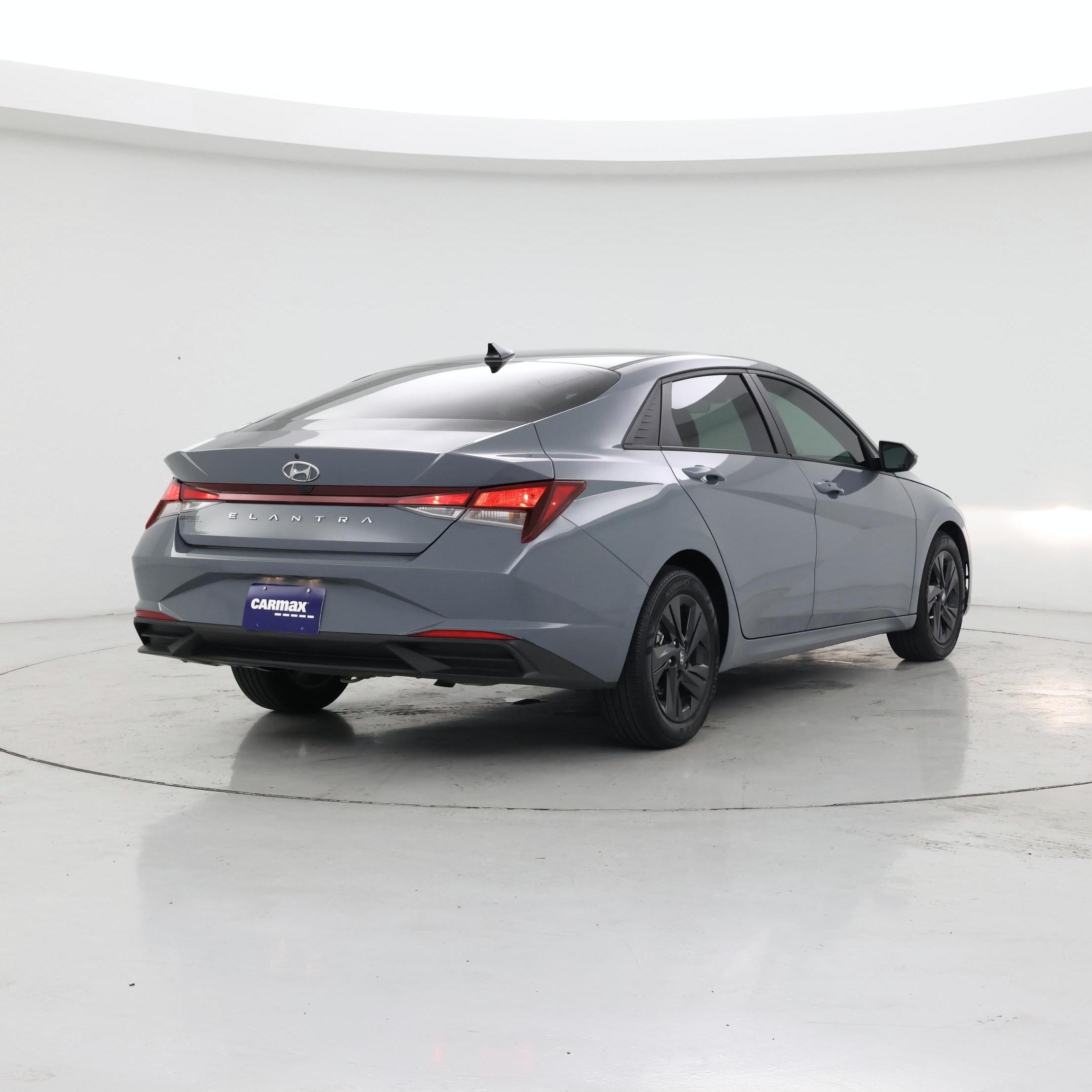 Thumbnail: 2021 Hyundai Elantra - 8