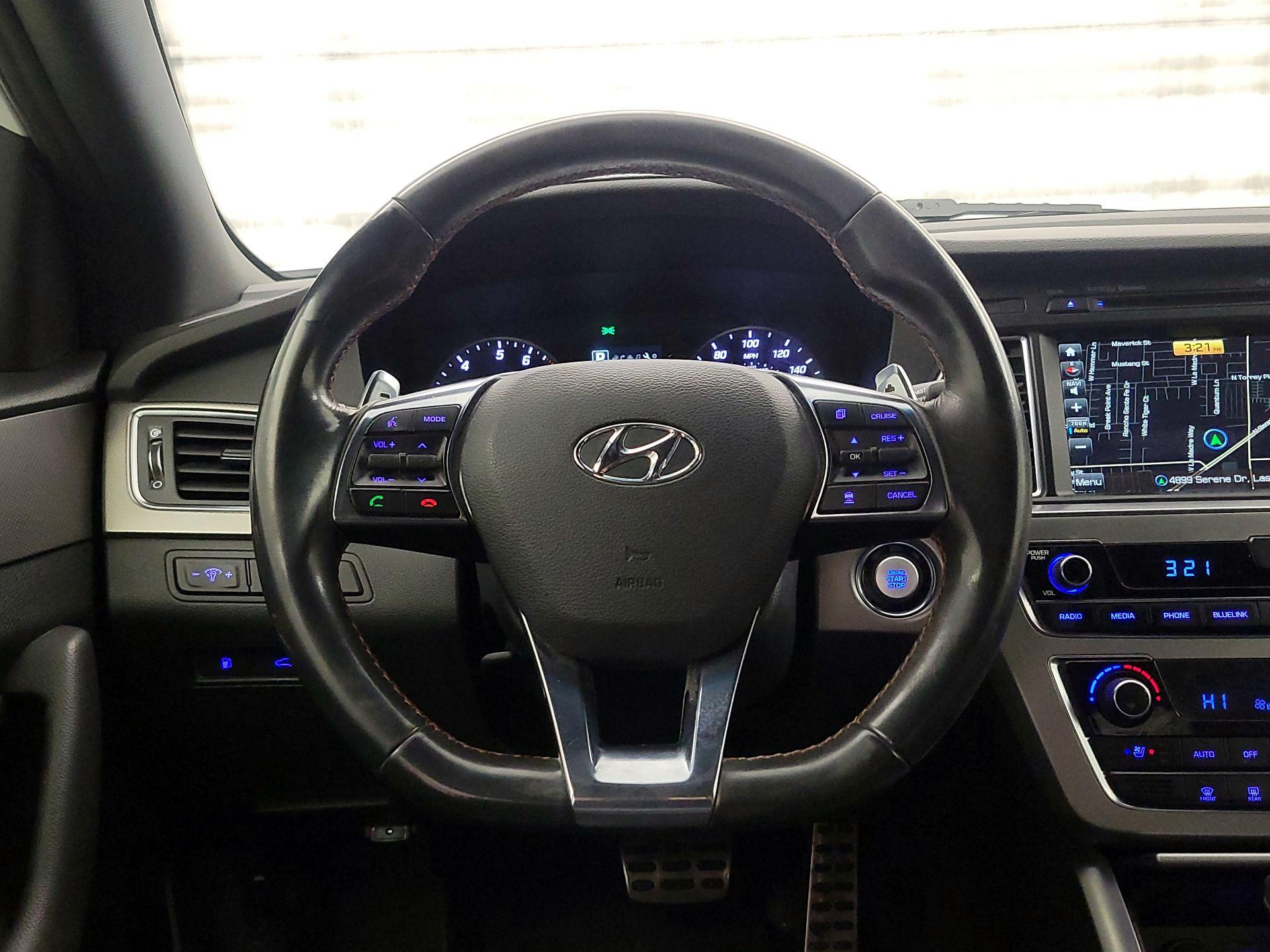 Thumbnail: 2015 Hyundai Sonata - 10