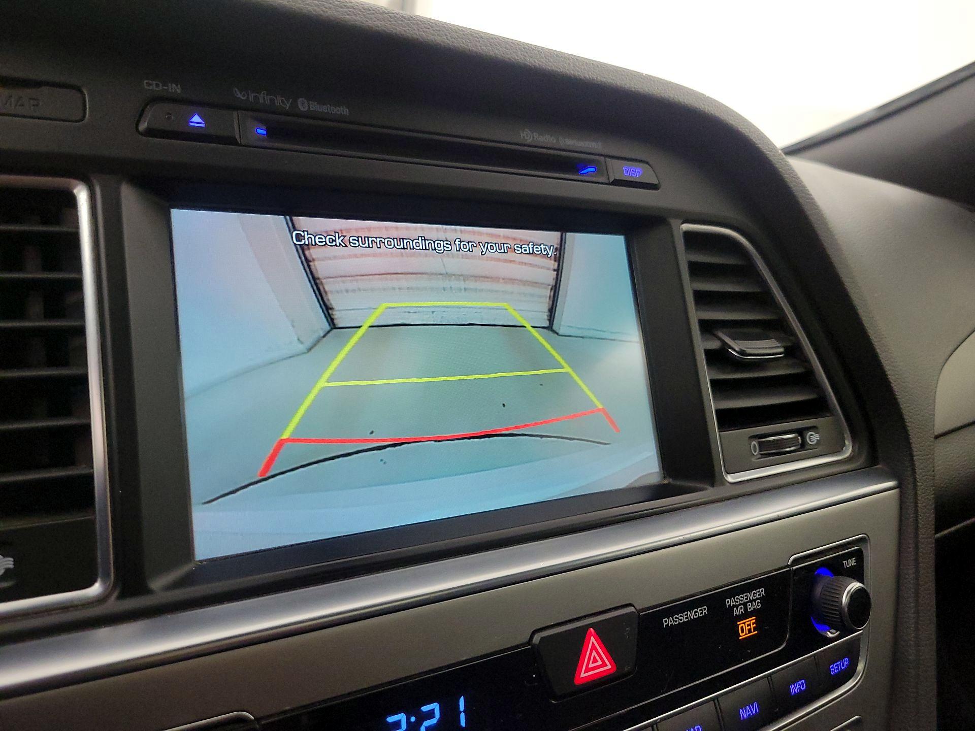 Thumbnail: 2015 Hyundai Sonata - 15