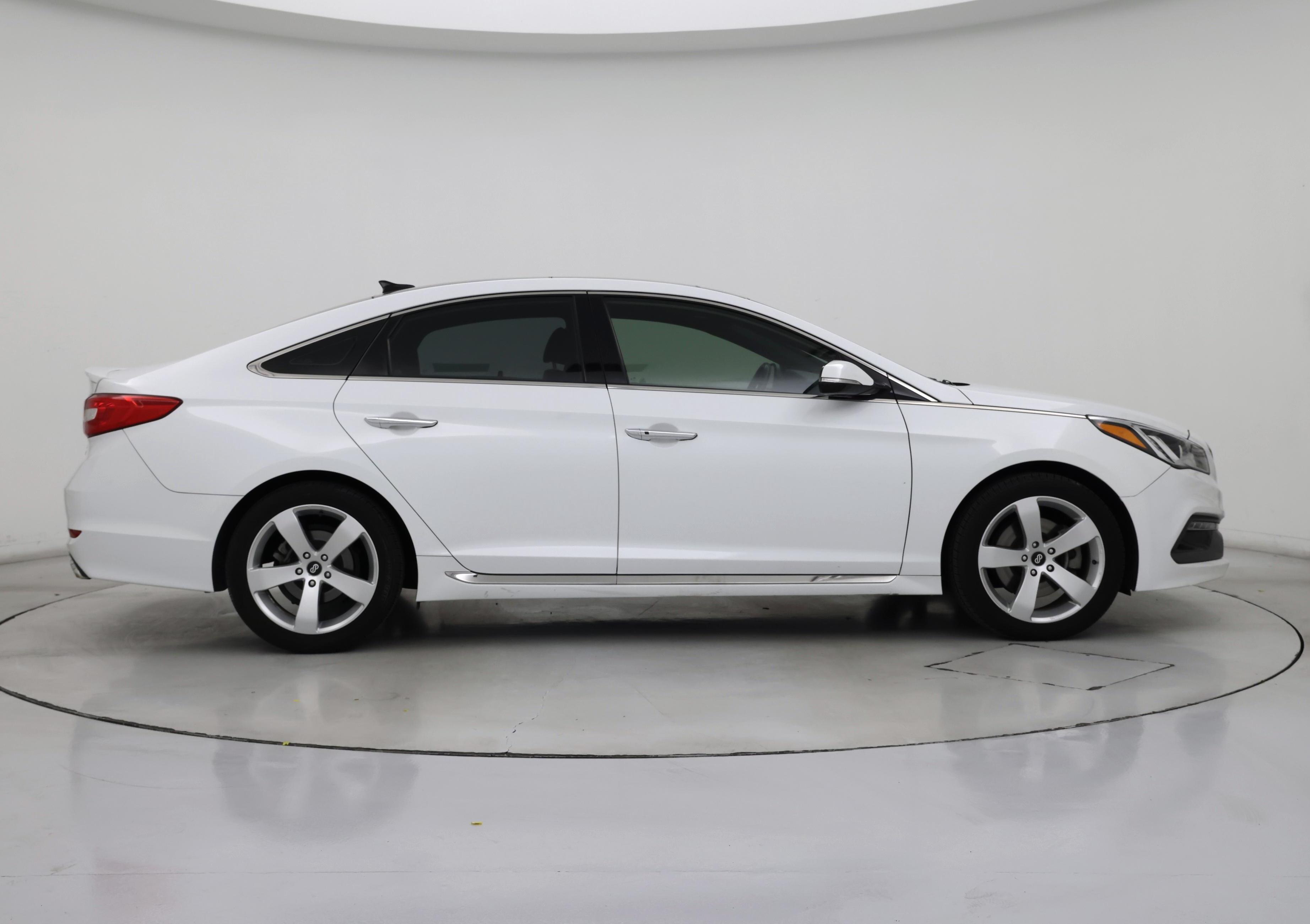 Thumbnail: 2015 Hyundai Sonata - 7