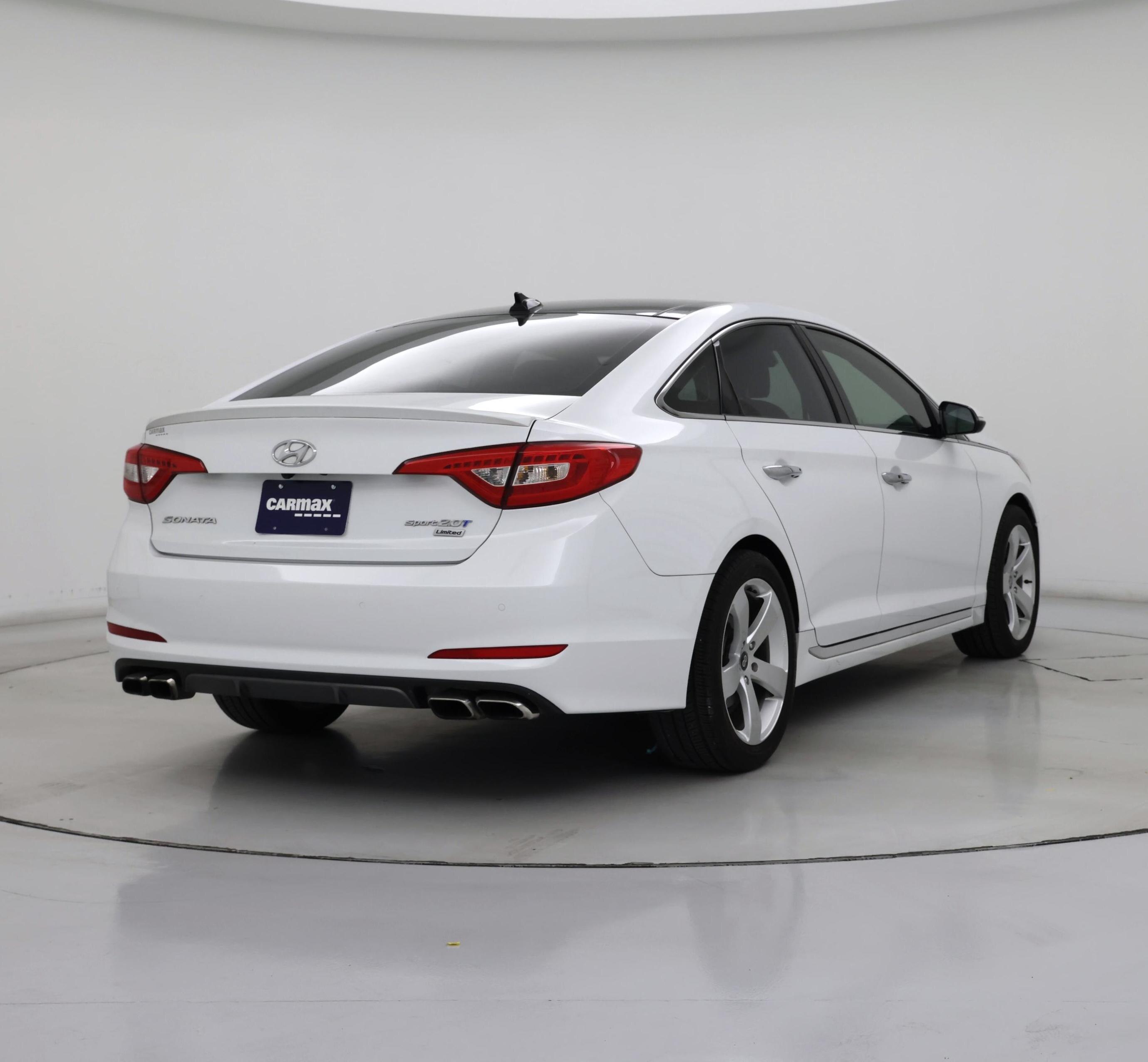 Thumbnail: 2015 Hyundai Sonata - 8