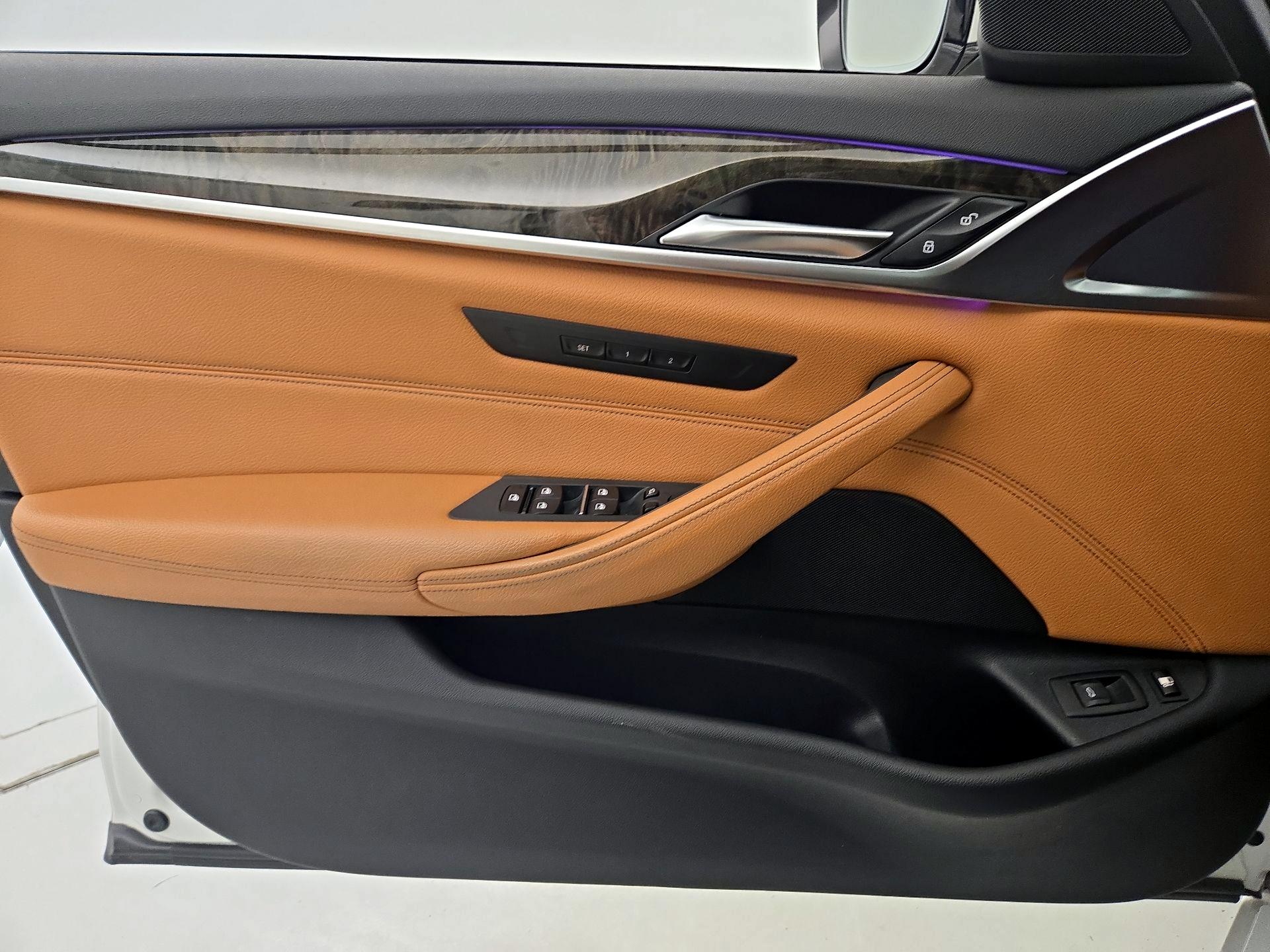 Thumbnail: 2019 BMW 5 Series - 12