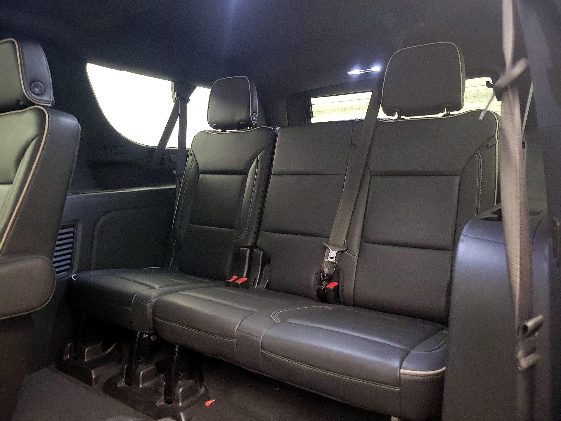 Thumbnail: 2022 Chevrolet Suburban - 20