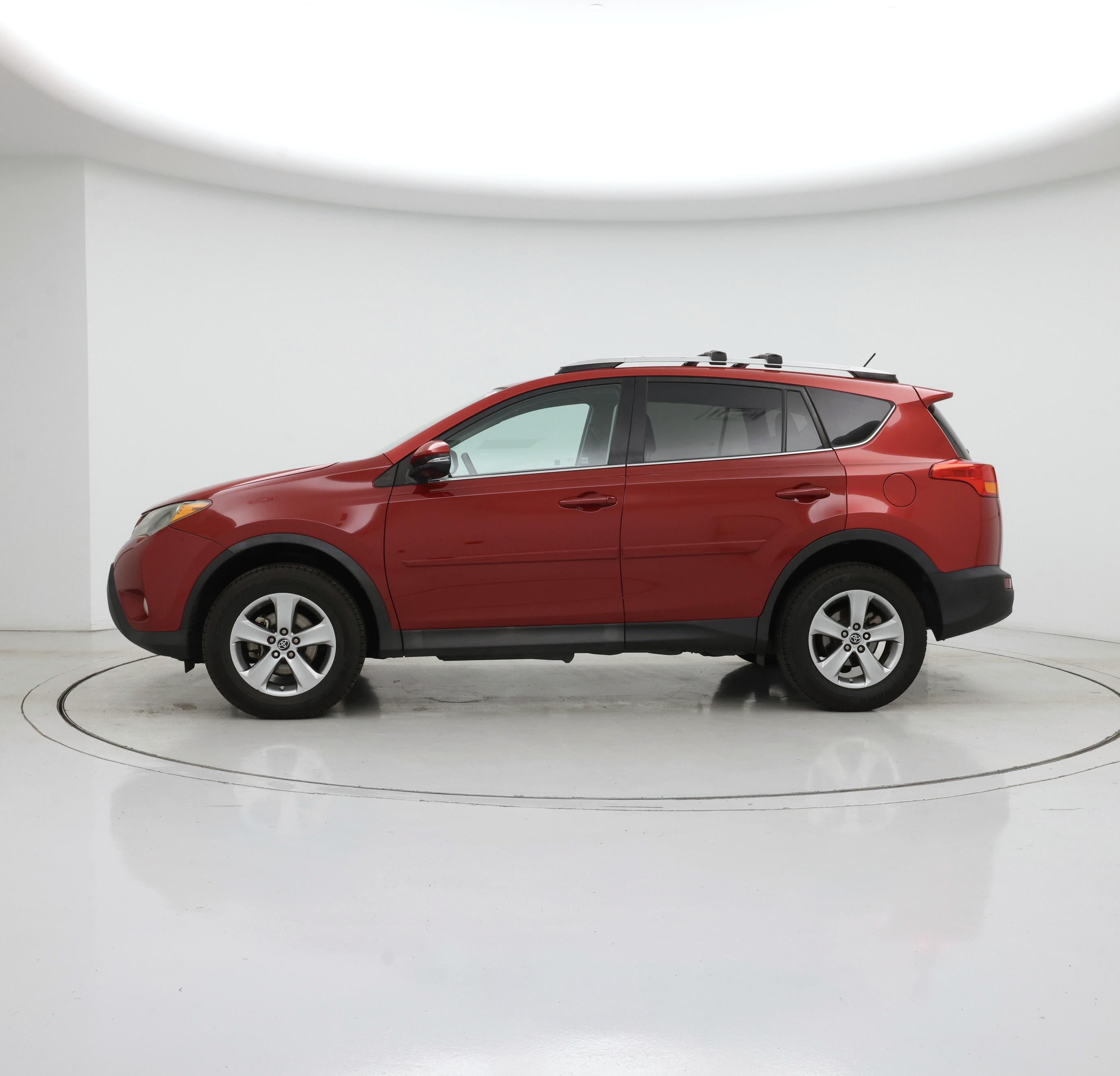 Thumbnail: 2015 Toyota RAV4 - 3
