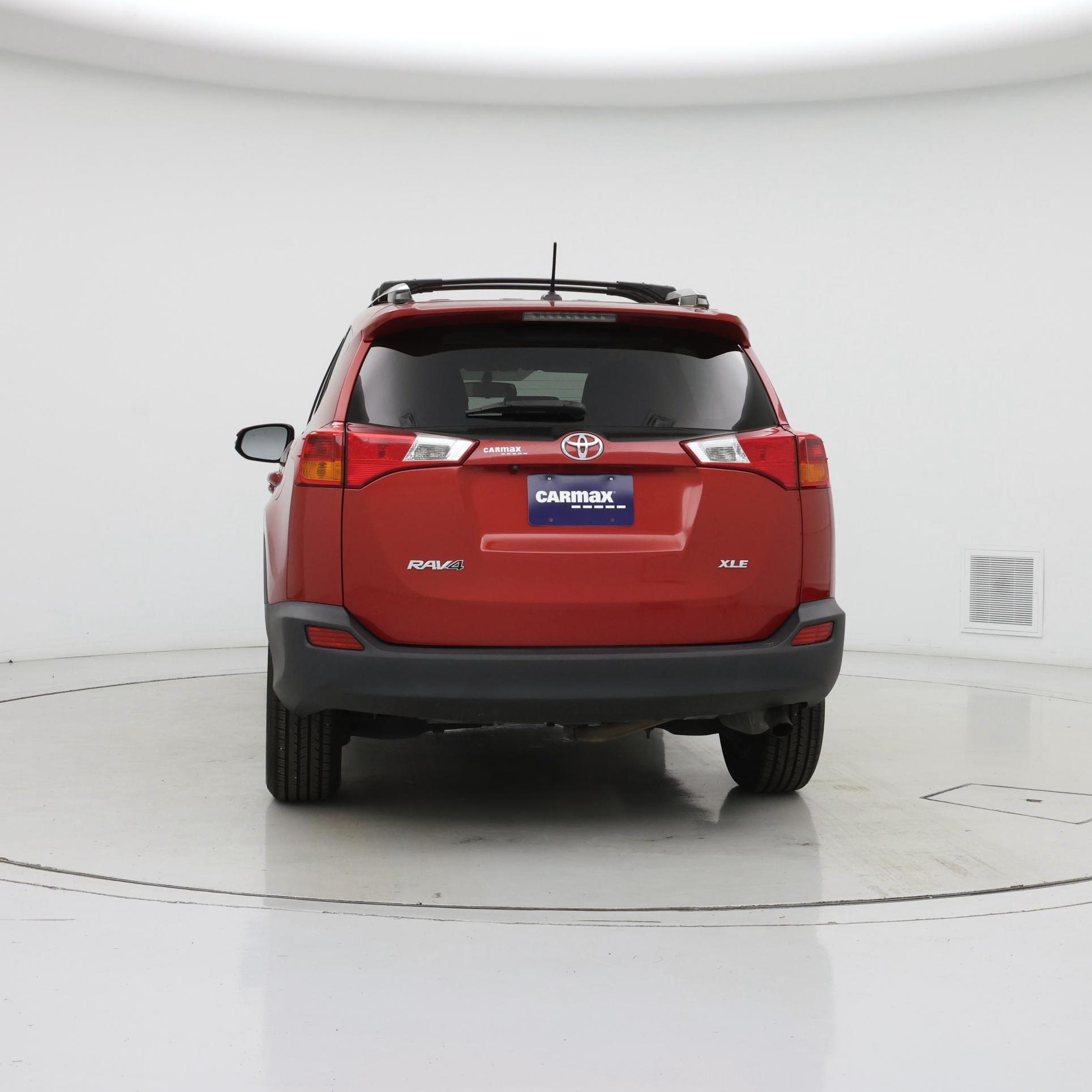 Thumbnail: 2015 Toyota RAV4 - 6