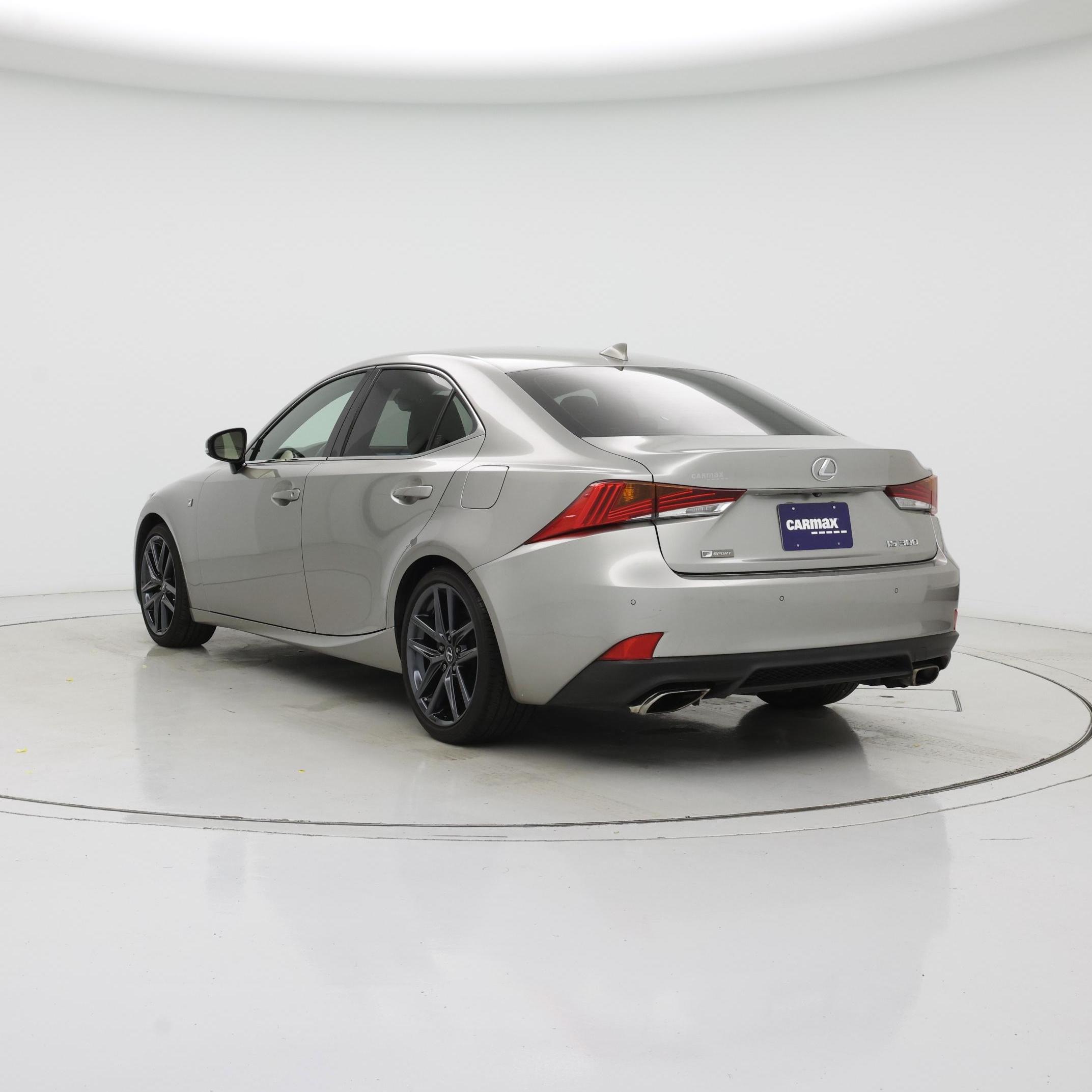 Thumbnail: 2019 Lexus IS - 2