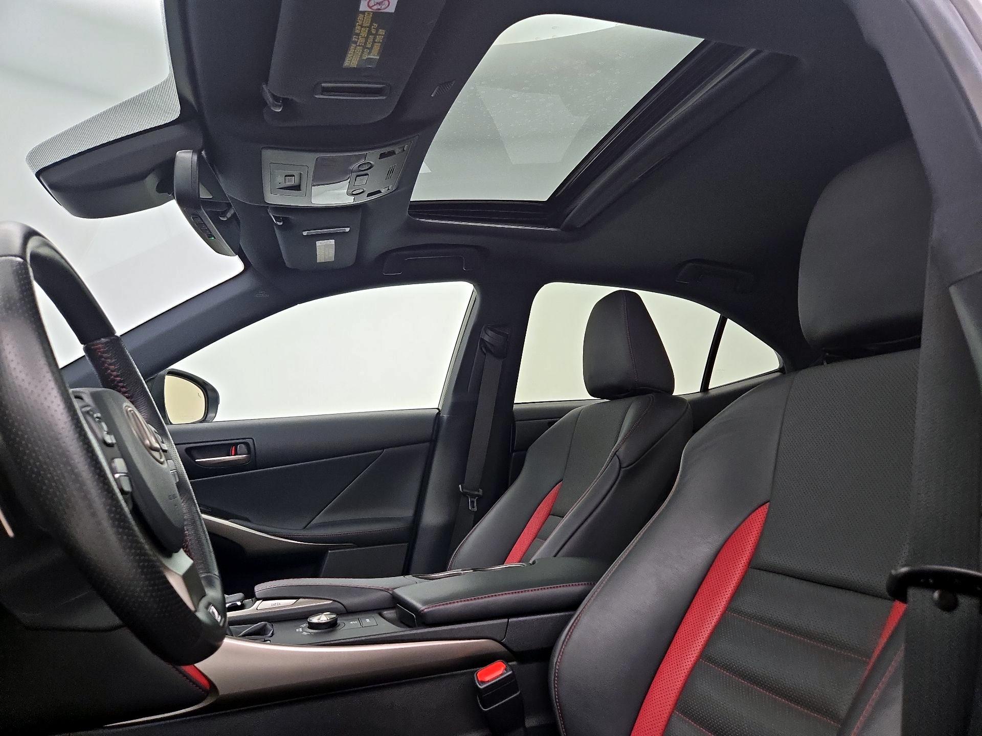 Thumbnail: 2019 Lexus IS - 20