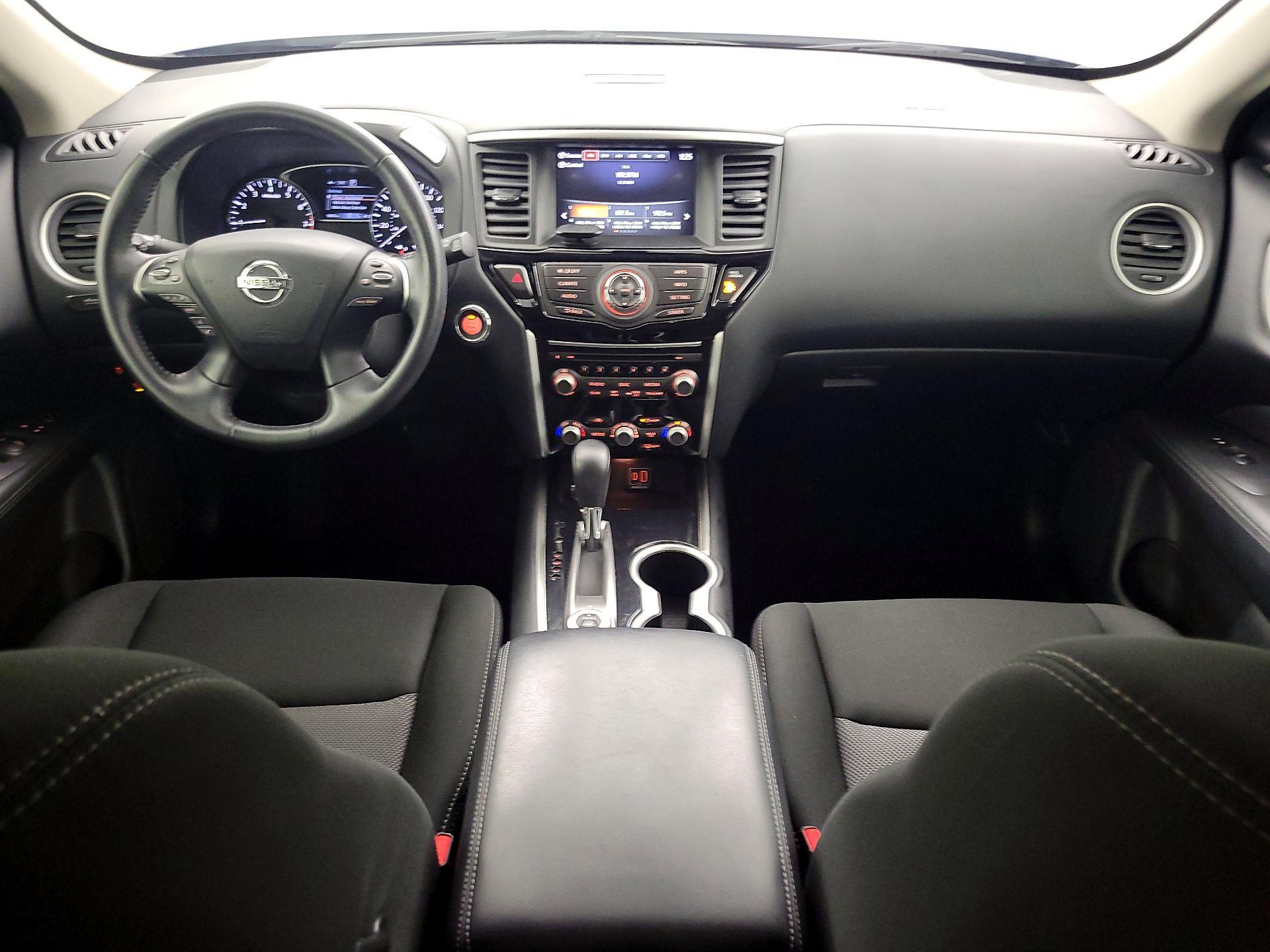 Thumbnail: 2020 Nissan Pathfinder - 9