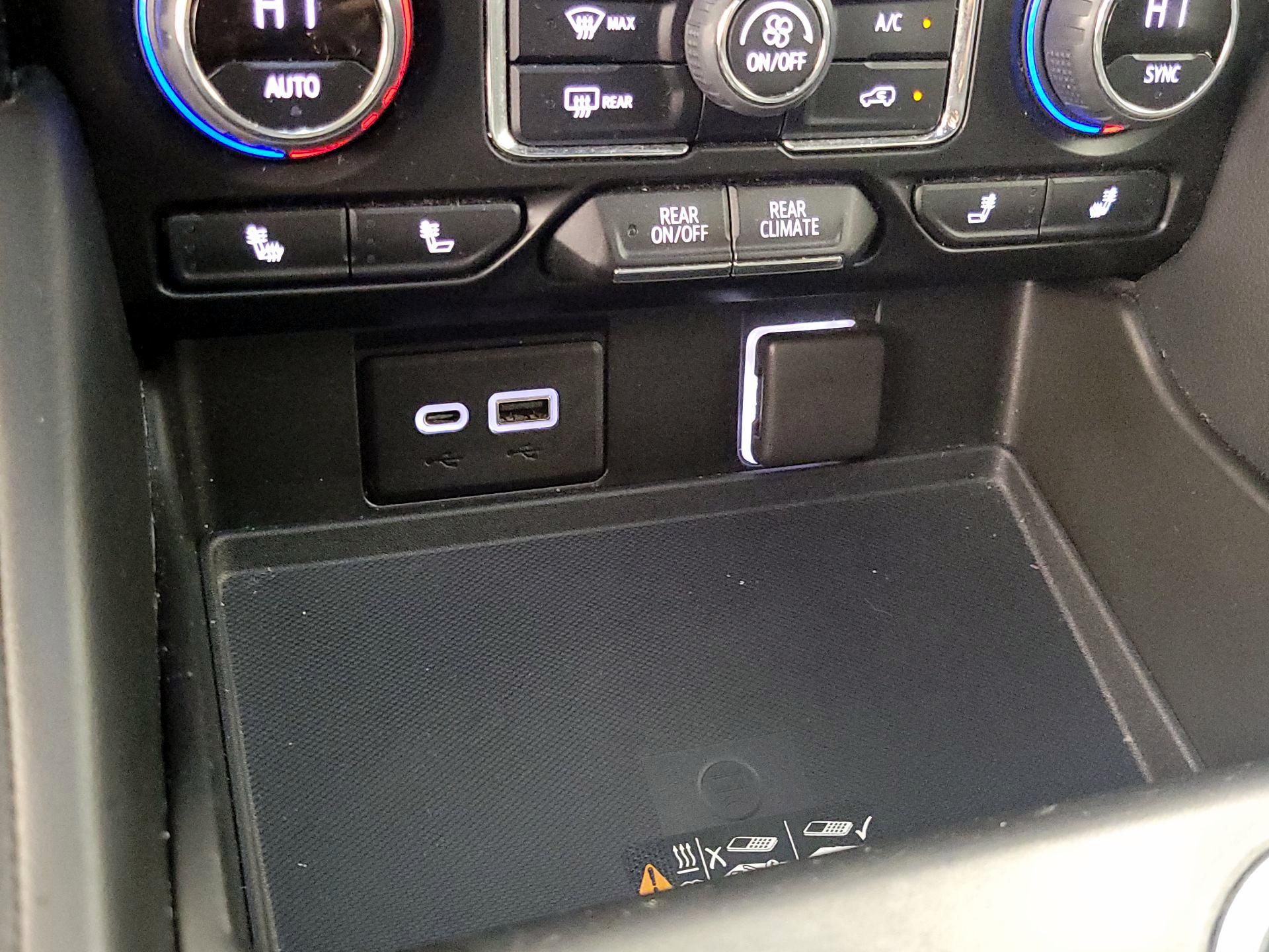 Thumbnail: 2022 Chevrolet Tahoe - 18