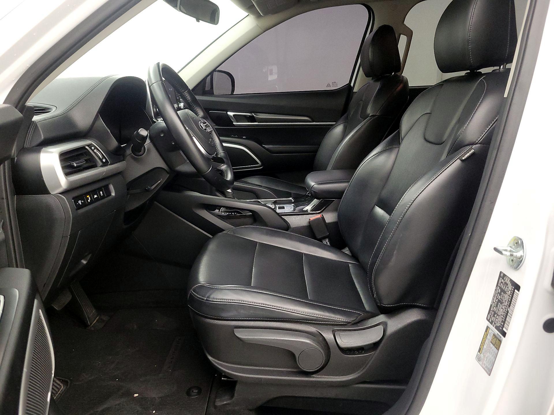 Thumbnail: 2020 Kia Telluride - 11