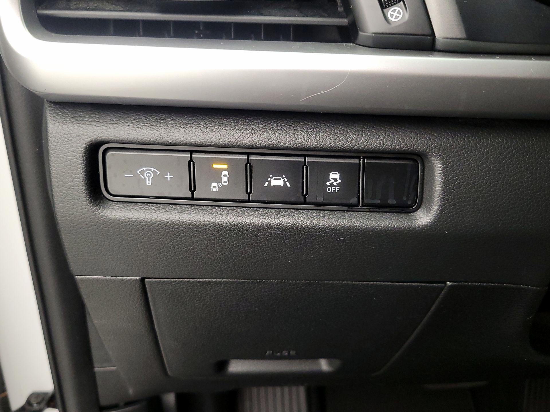 Thumbnail: 2020 Kia Telluride - 13