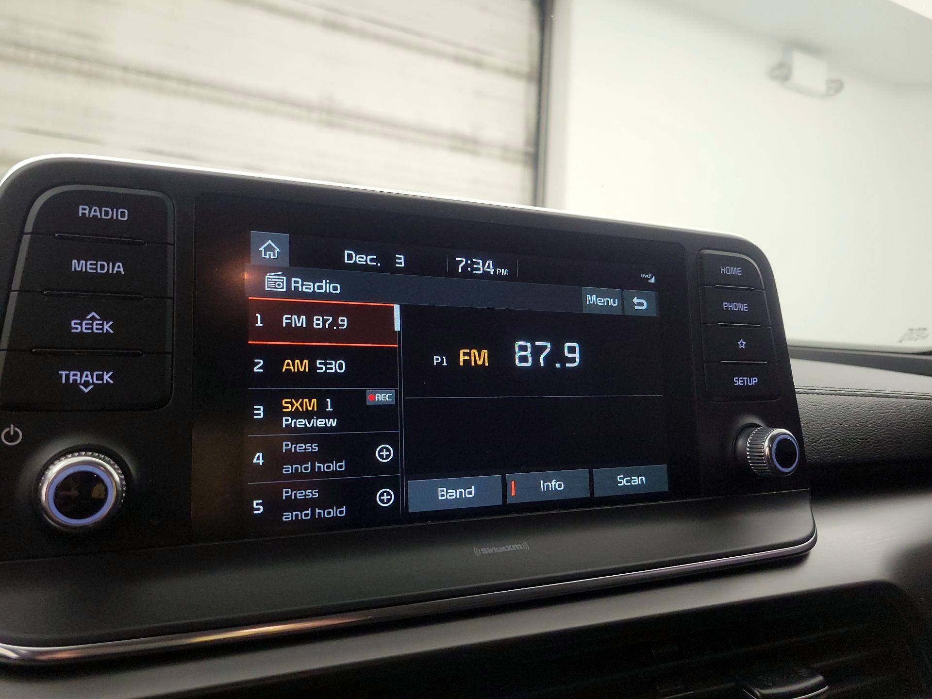 Thumbnail: 2020 Kia Telluride - 15