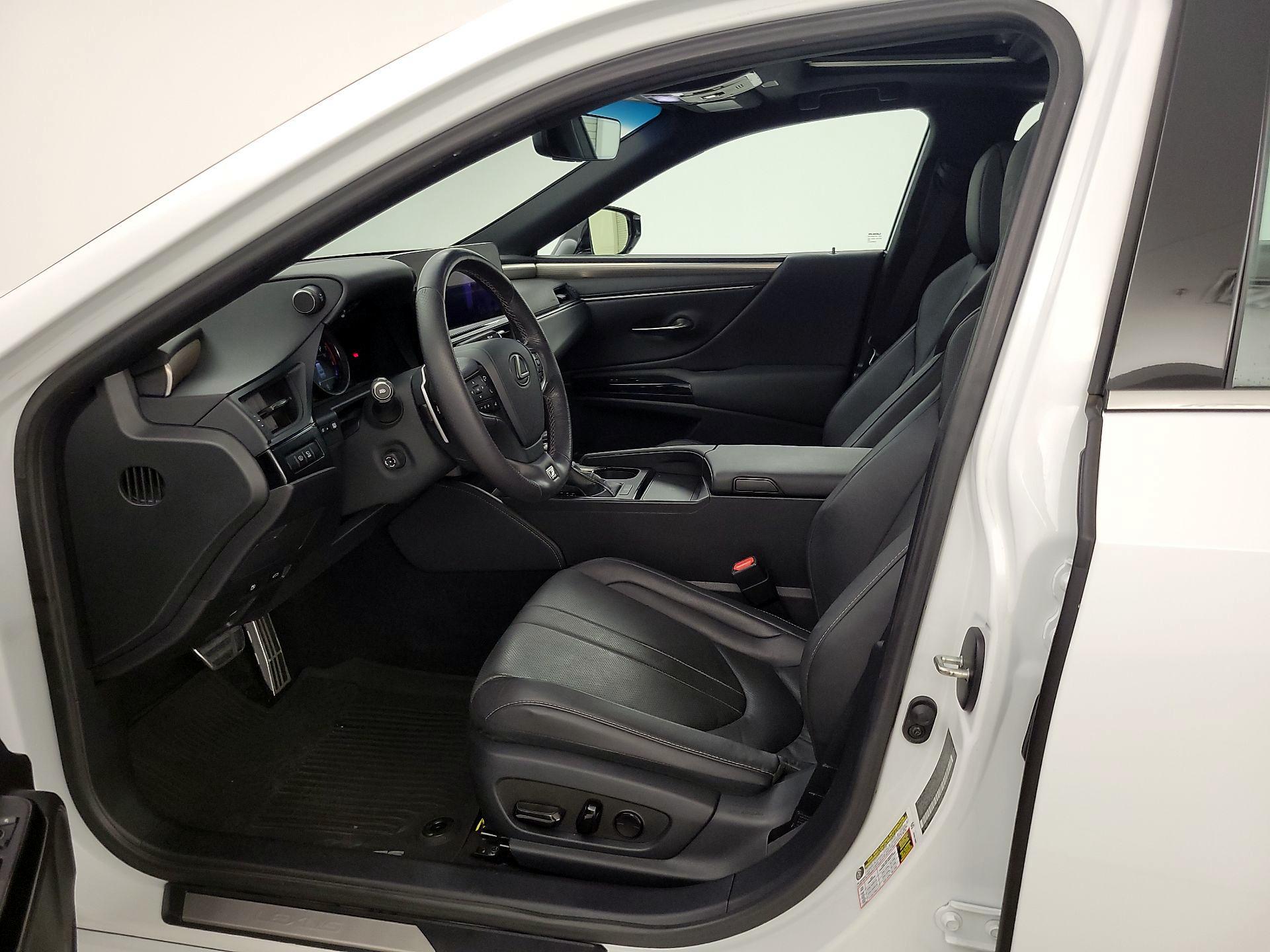 Thumbnail: 2023 Lexus ES - 11