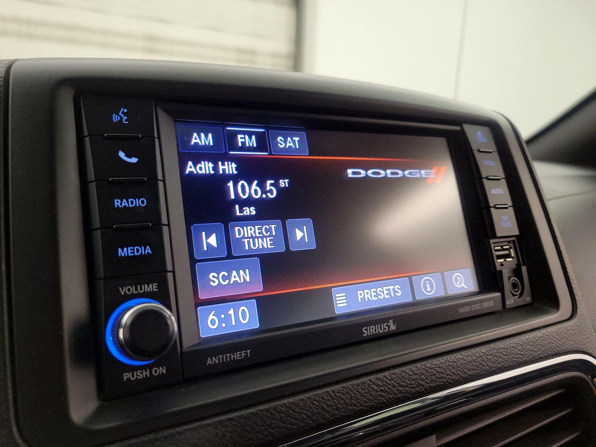 Thumbnail: 2018 Dodge Grand Caravan - 15