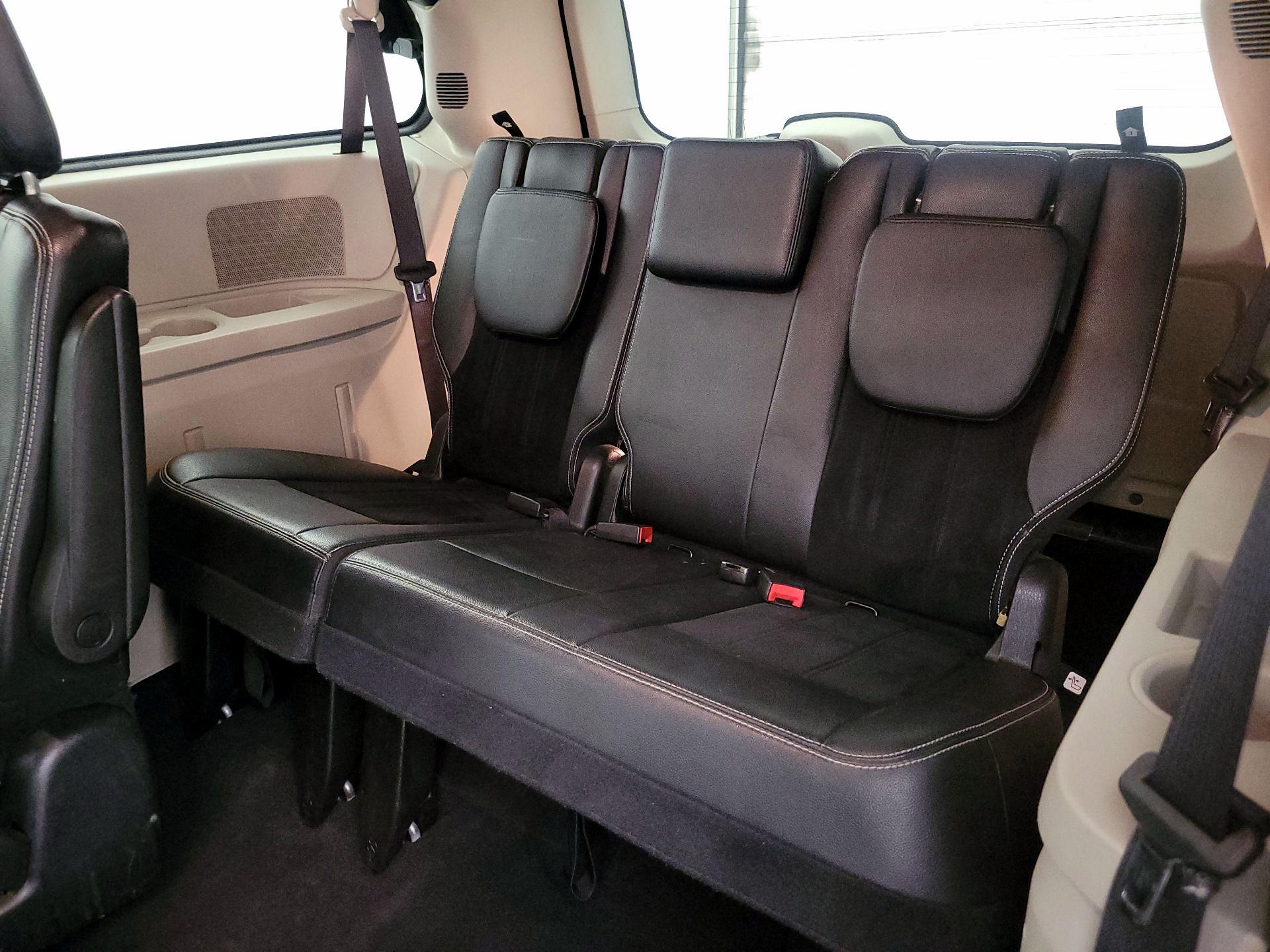 Thumbnail: 2018 Dodge Grand Caravan - 20