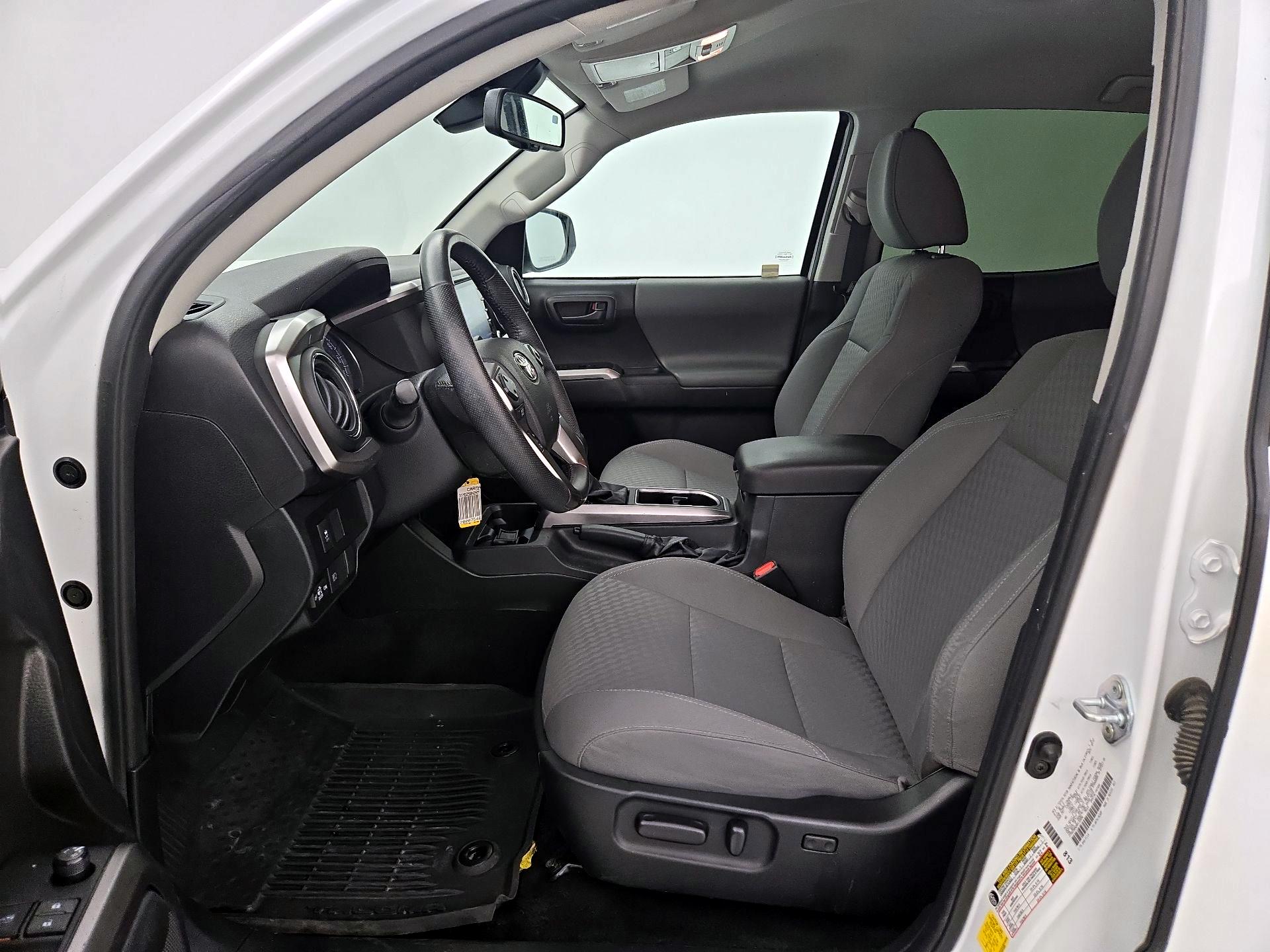 Thumbnail: 2022 Toyota Tacoma - 11