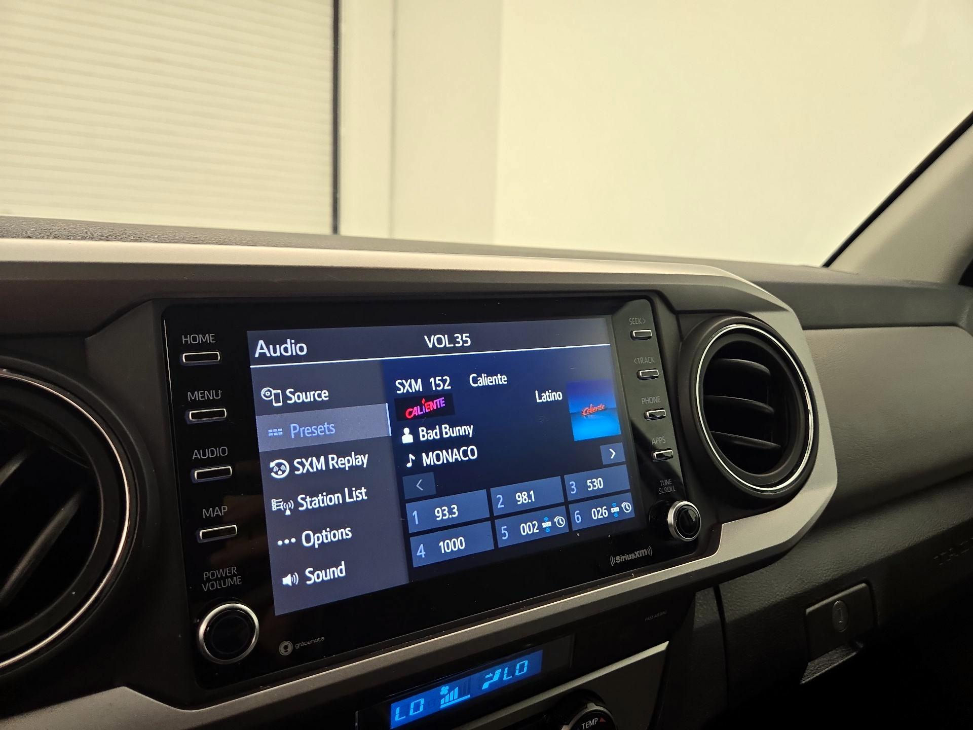 Thumbnail: 2022 Toyota Tacoma - 15