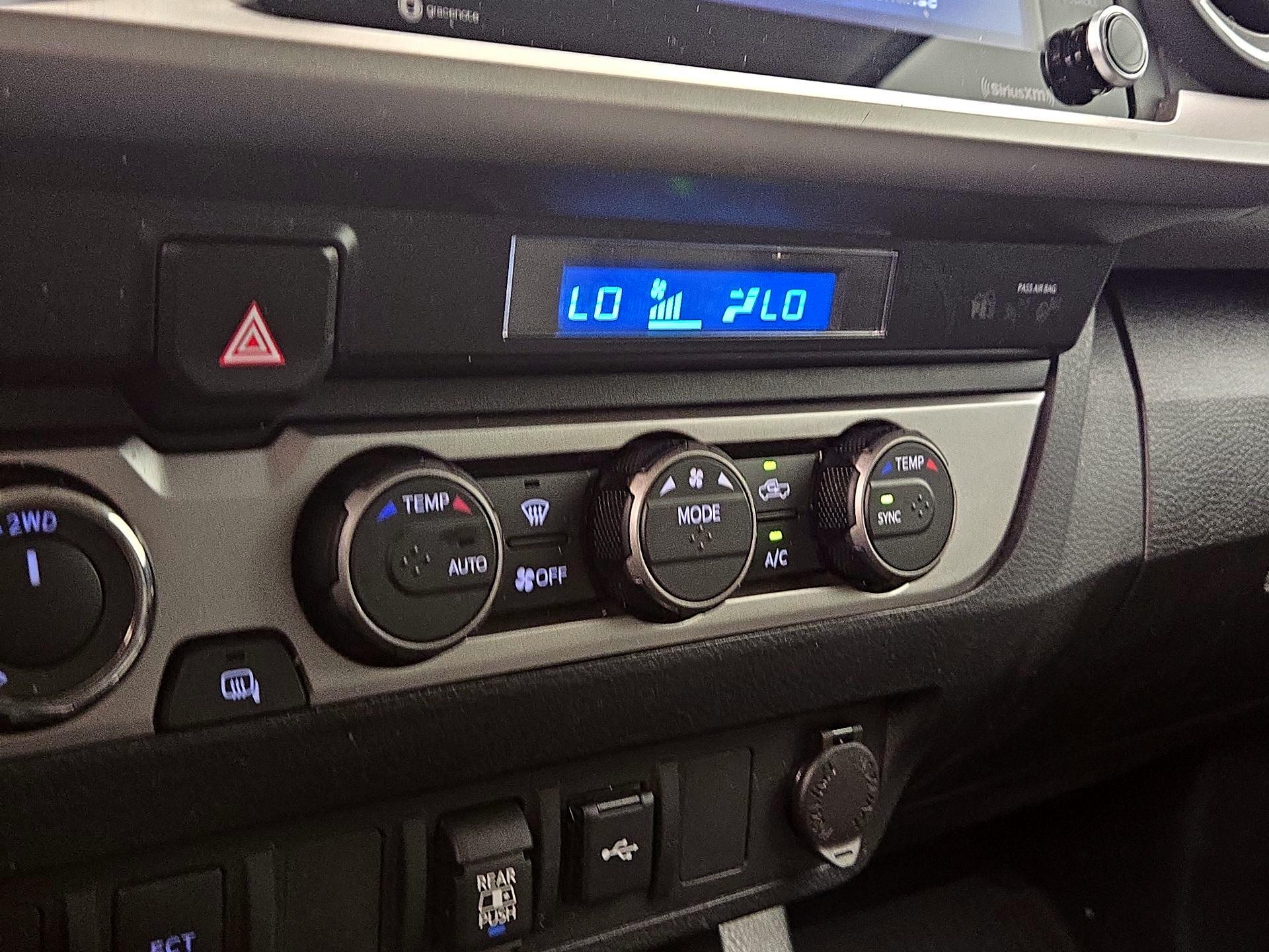 Thumbnail: 2022 Toyota Tacoma - 16