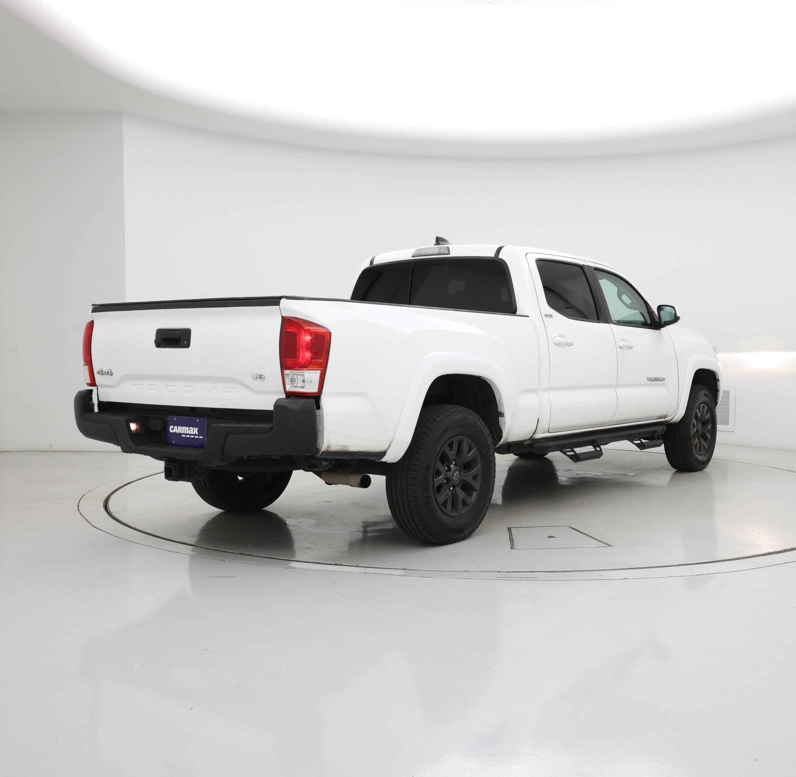 Thumbnail: 2022 Toyota Tacoma - 8