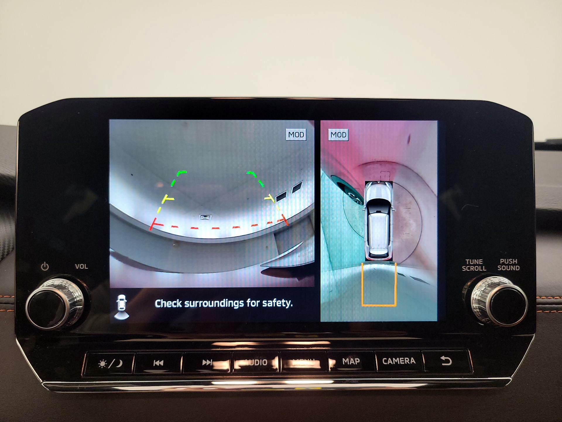 Thumbnail: 2024 Mitsubishi Outlander - 15