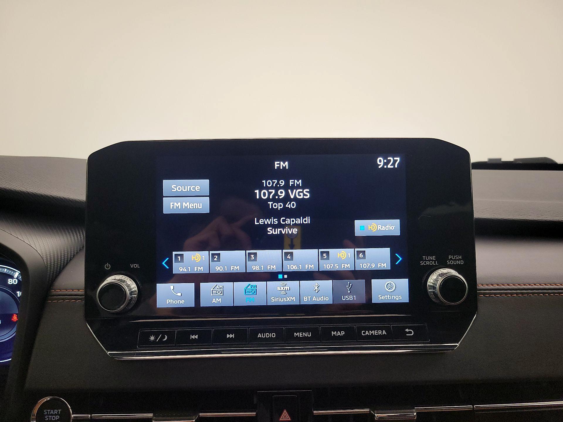 Thumbnail: 2024 Mitsubishi Outlander - 16