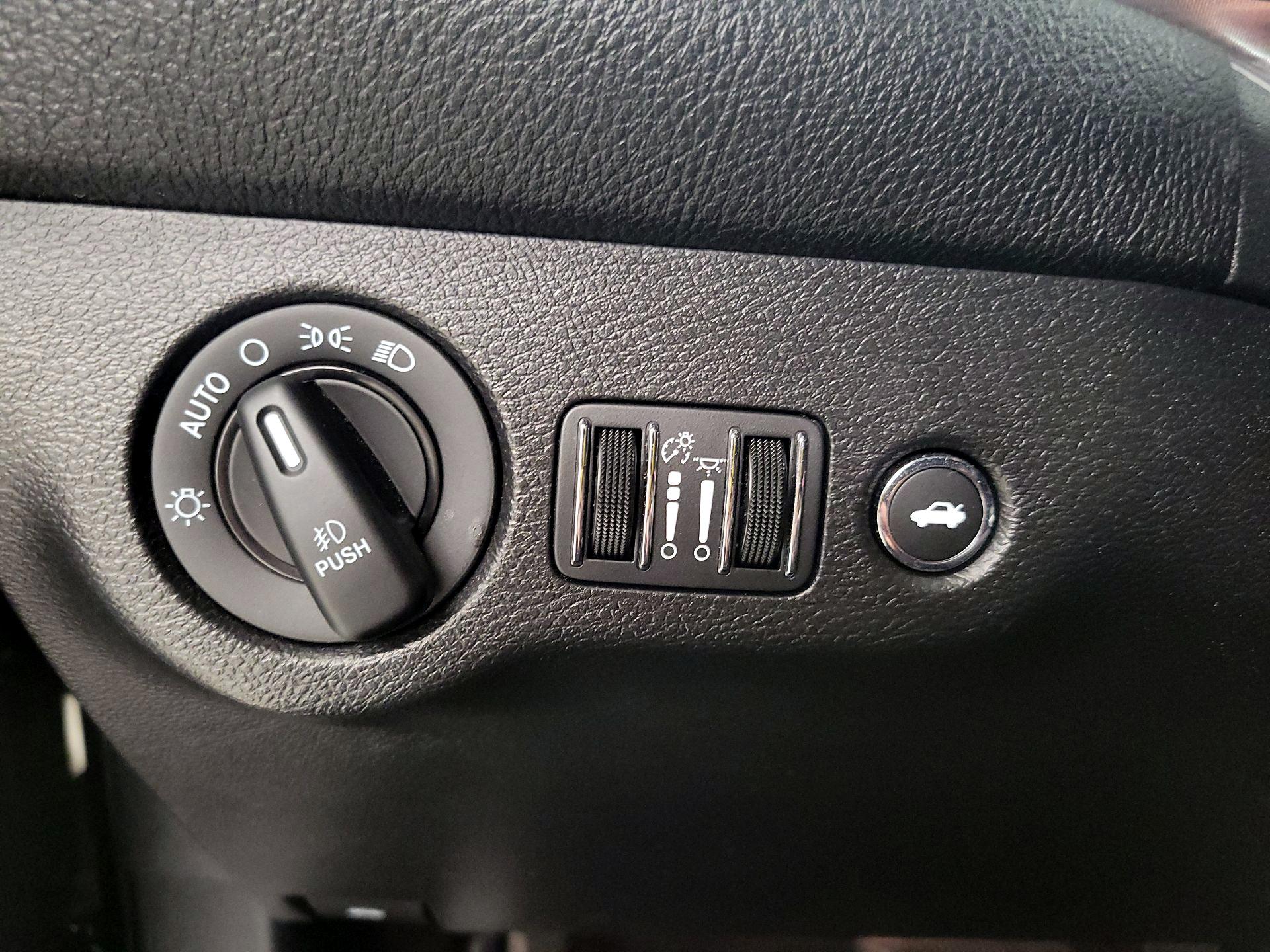 Thumbnail: 2020 Dodge Challenger - 13