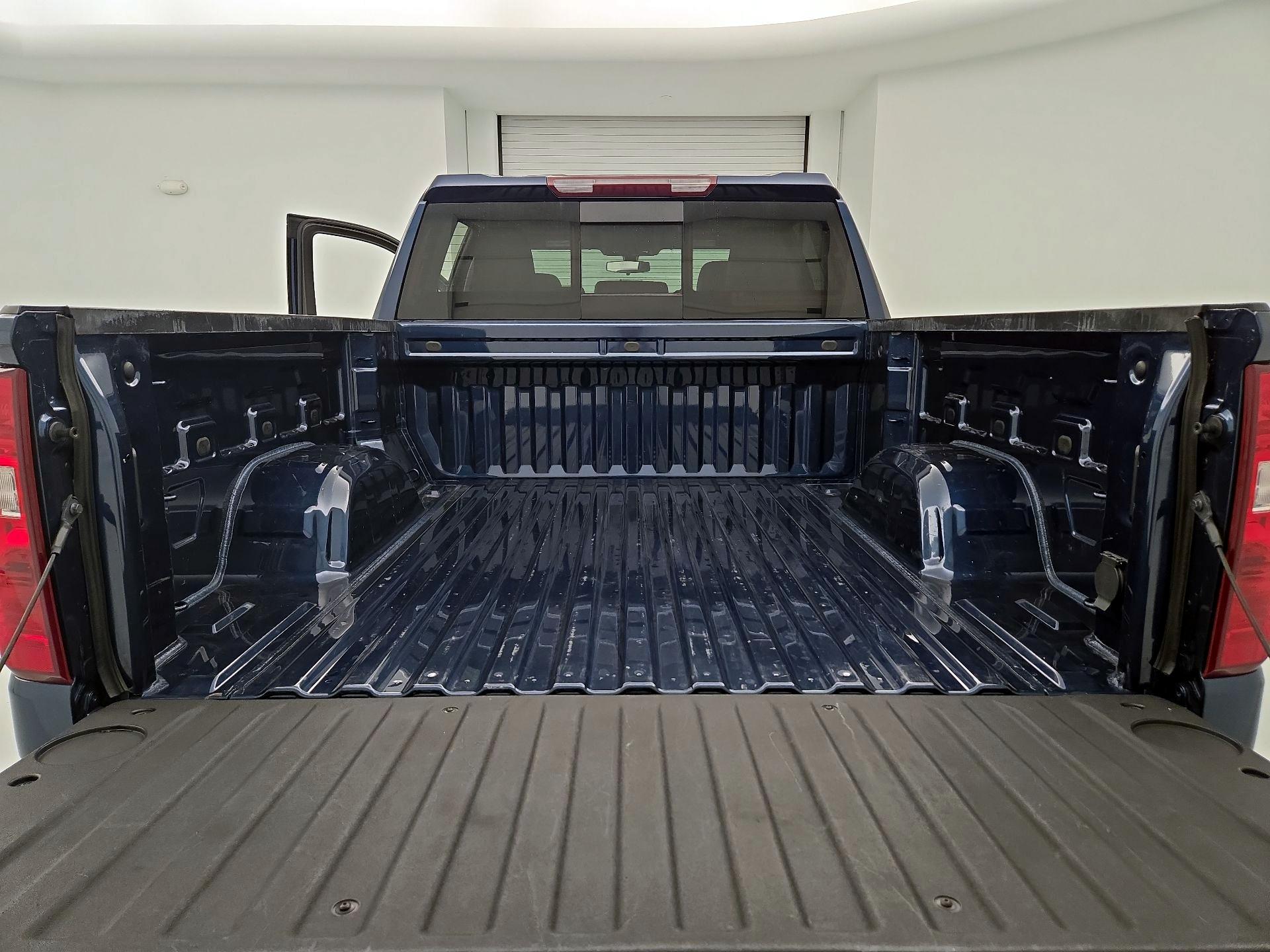 Thumbnail: 2021 Chevrolet Silverado 1500 - 20