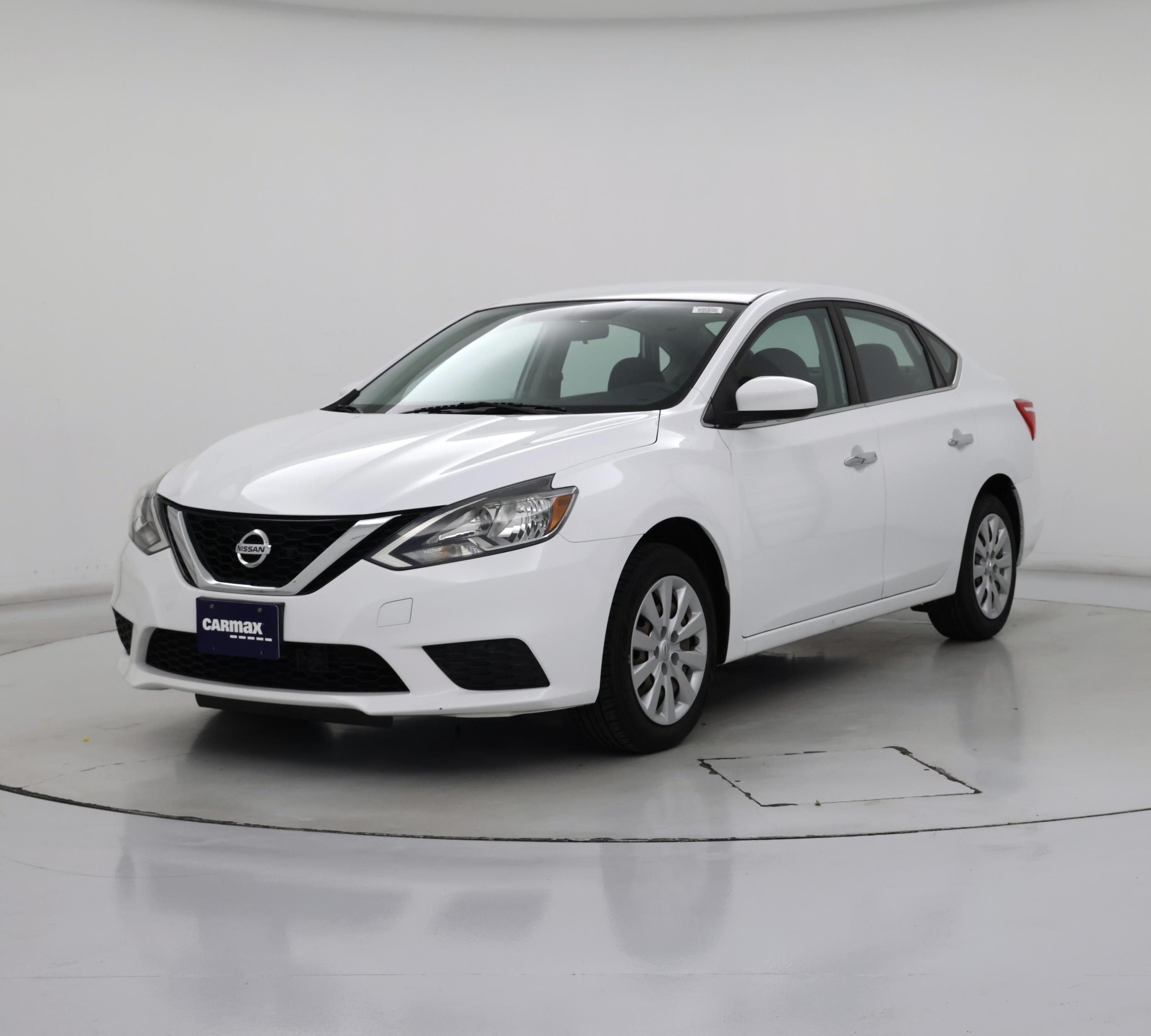 Thumbnail: 2017 Nissan Sentra - 4
