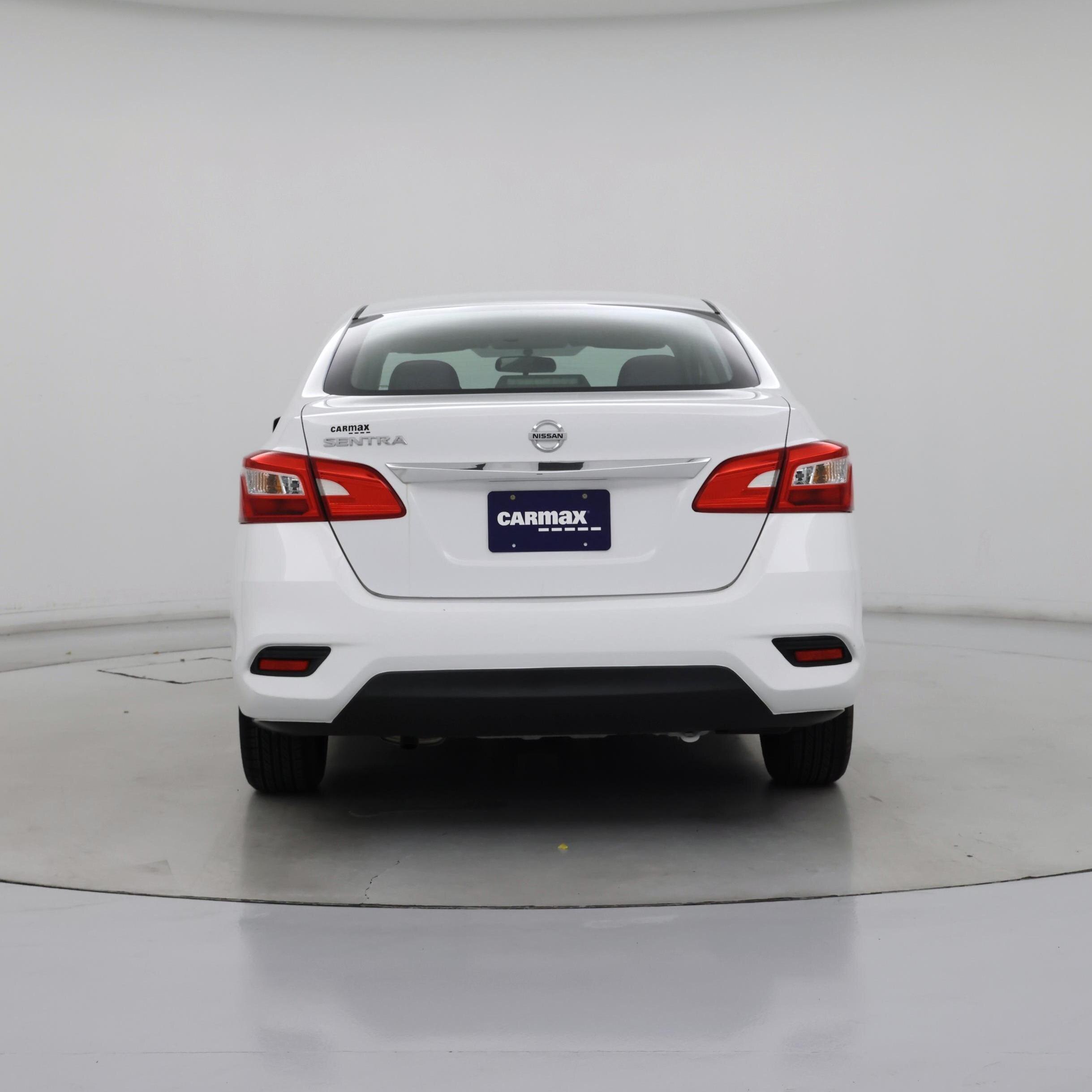 Thumbnail: 2017 Nissan Sentra - 6