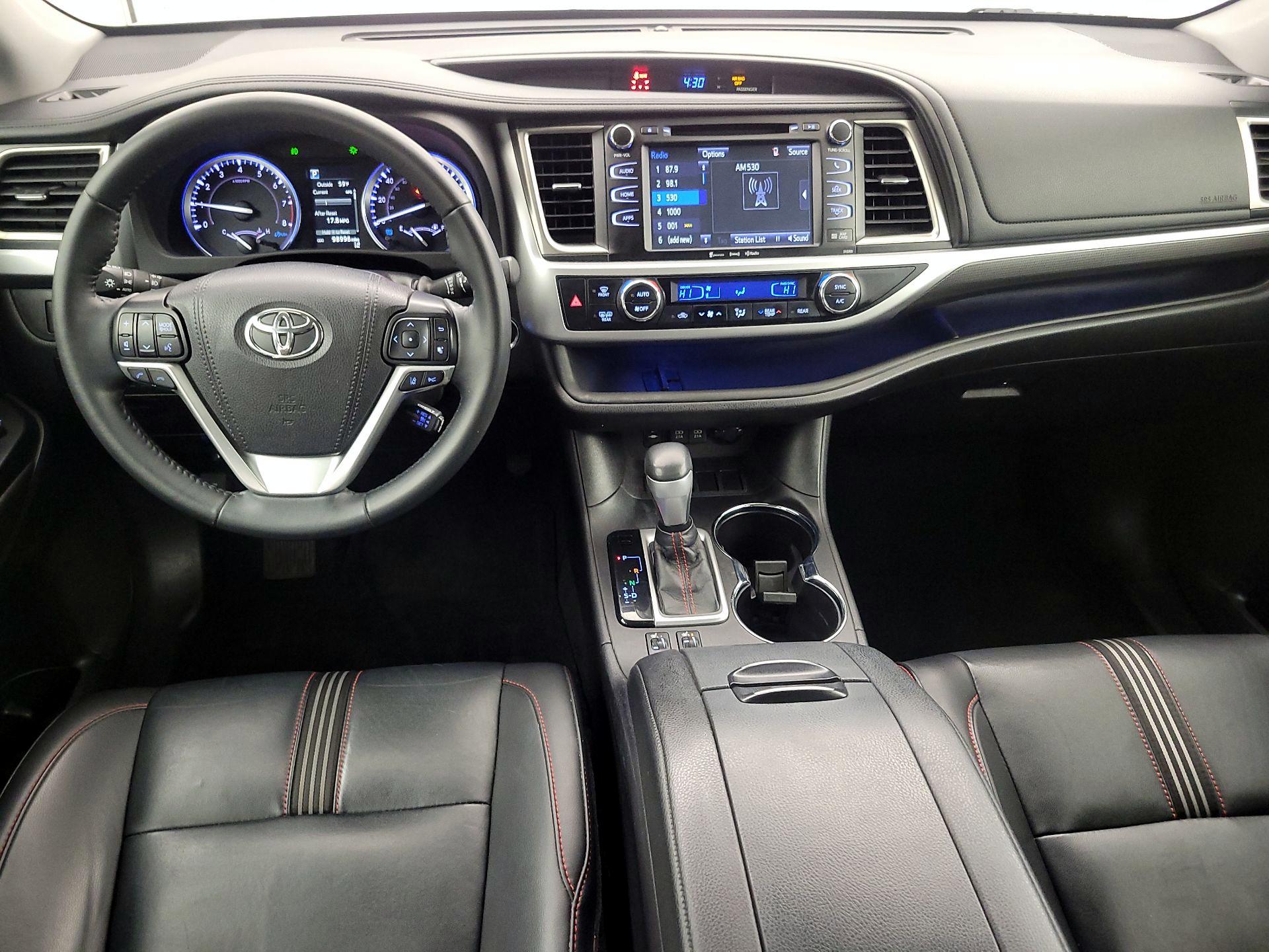 Thumbnail: 2019 Toyota Highlander - 9