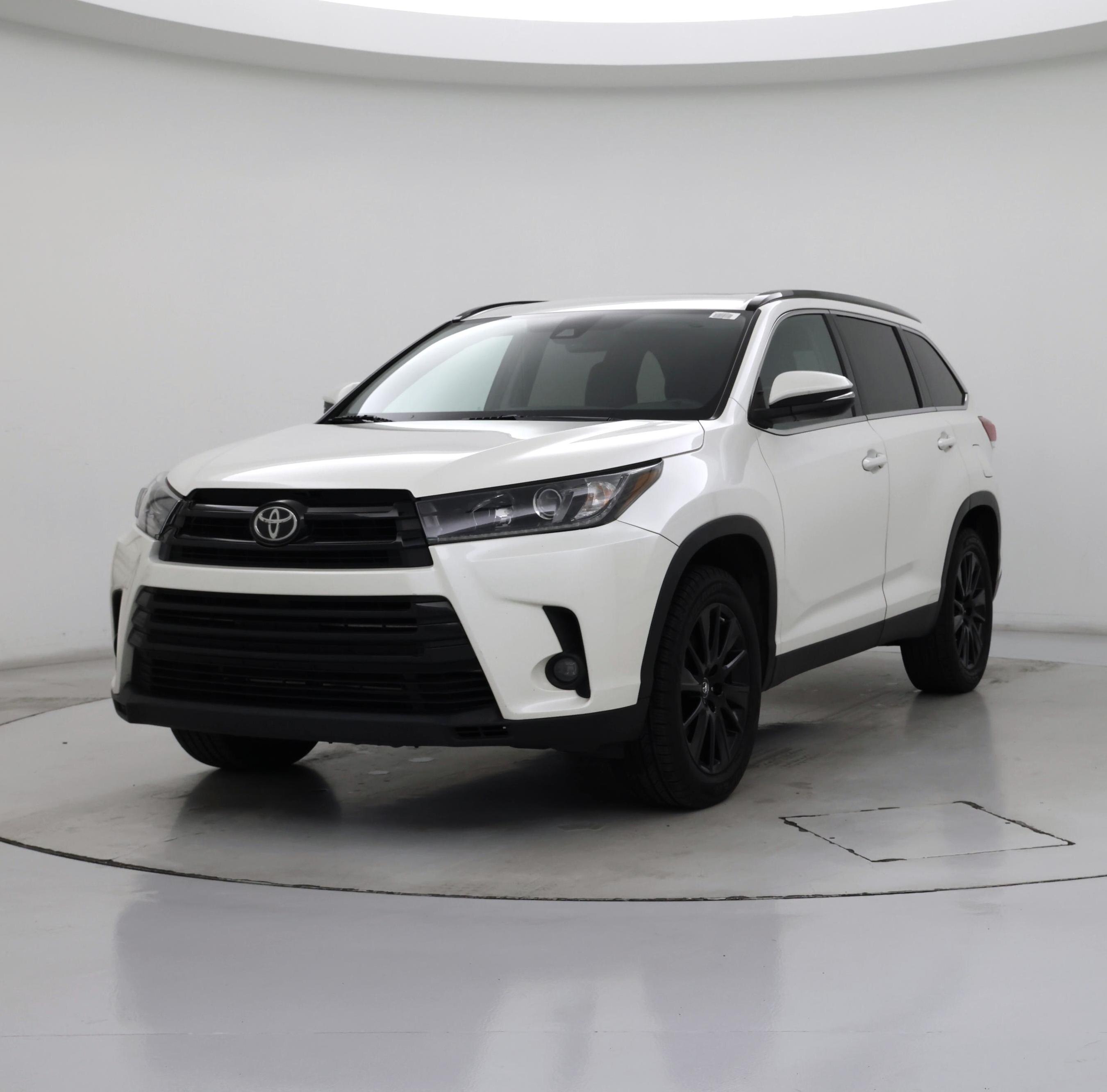 Thumbnail: 2019 Toyota Highlander - 4