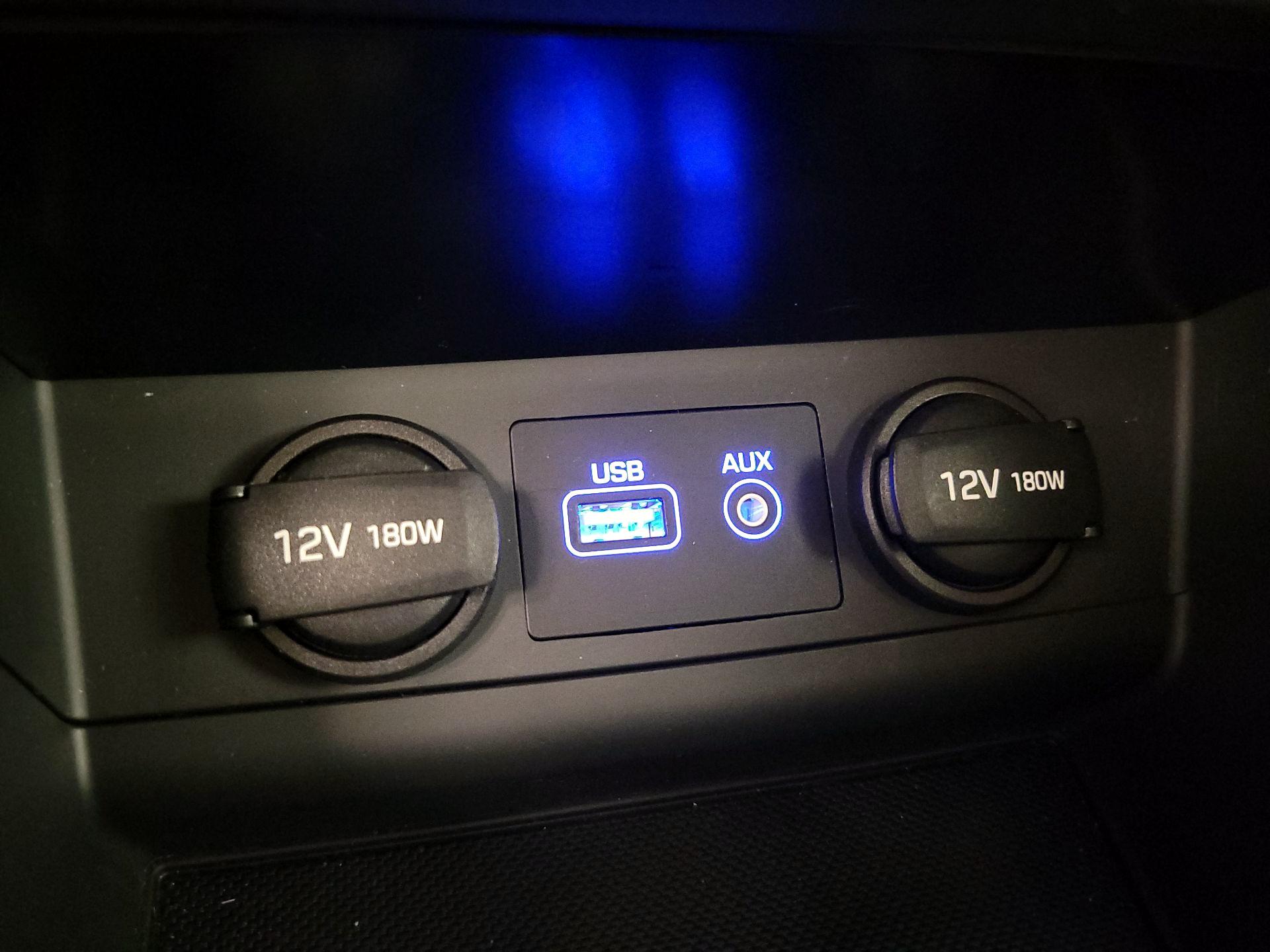 Thumbnail: 2015 Hyundai Sonata - 19