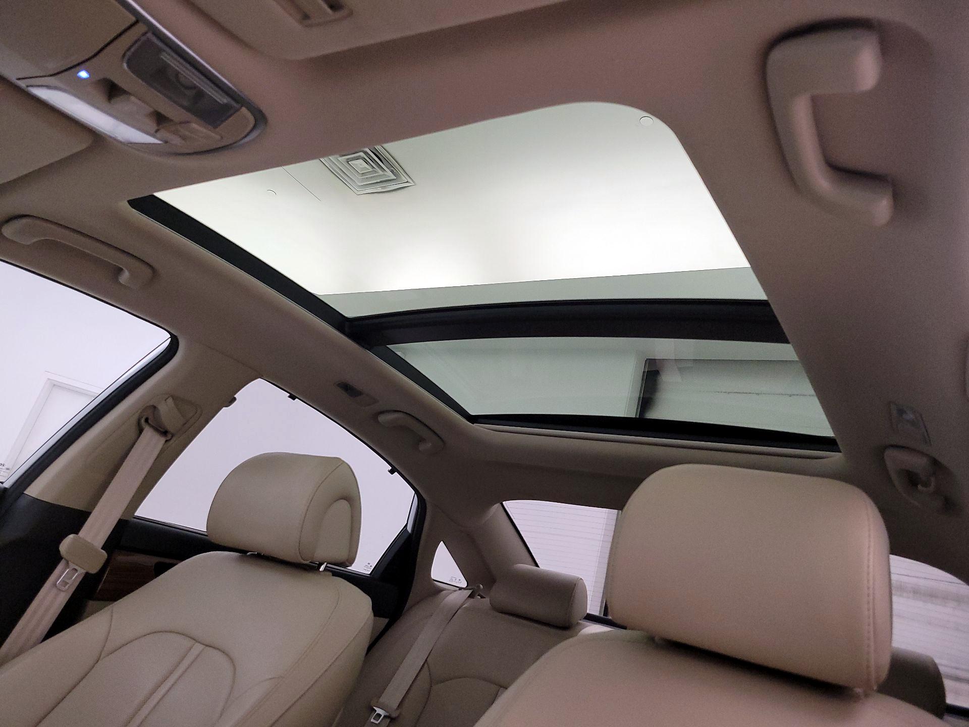 Thumbnail: 2015 Hyundai Sonata - 20